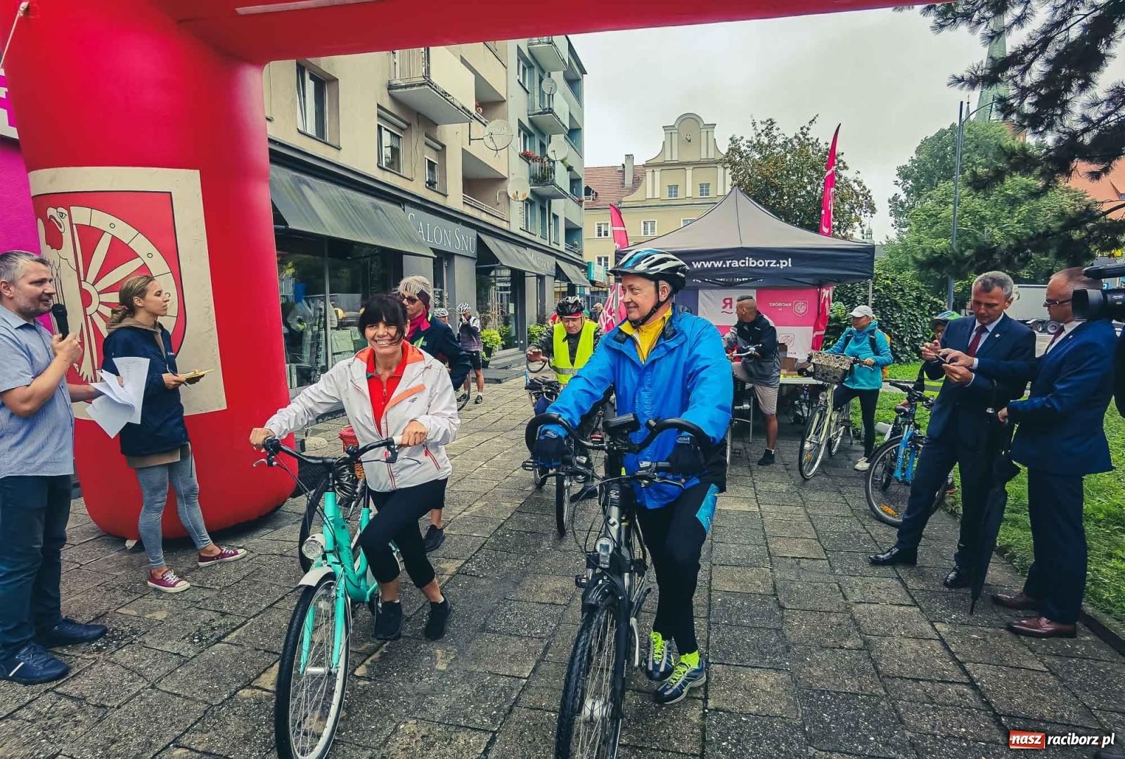 Zdjęcie w galerii na portalu naszraciborz.pl: Pogoda im niestraszna. XXIII Rodzinny Rajd Rowerowy [FOTO i WIDEO] wiadomości z regionu