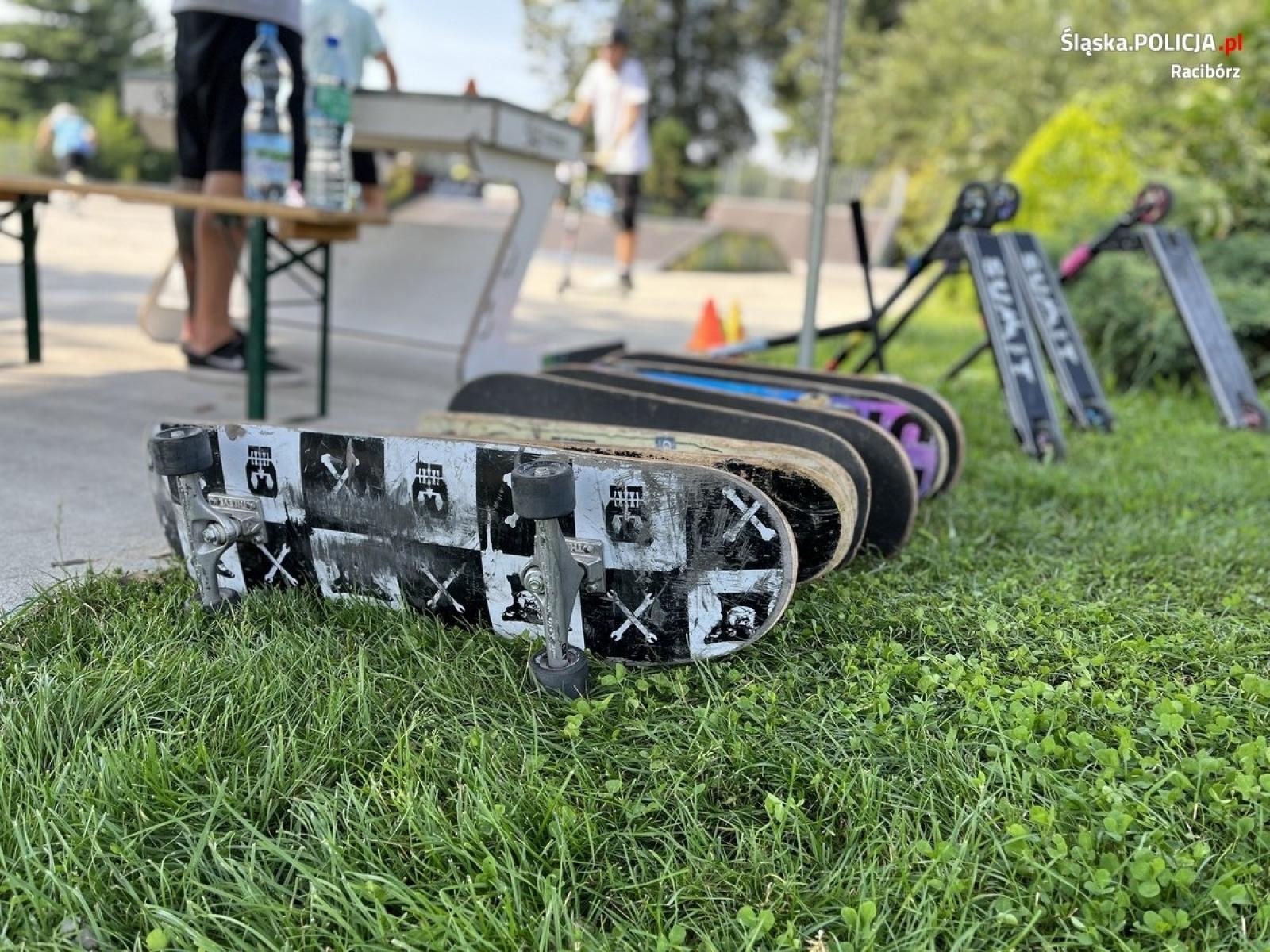 Zdjęcie w galerii na portalu naszraciborz.pl: Bezpieczny SK8PARK z raciborską policją wiadomości z regionu