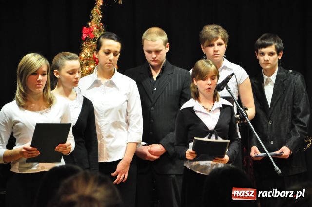 Zdjęcie w galerii na portalu naszraciborz.pl: Rok Chopinowski podsumowali konkursem wiadomości z regionu