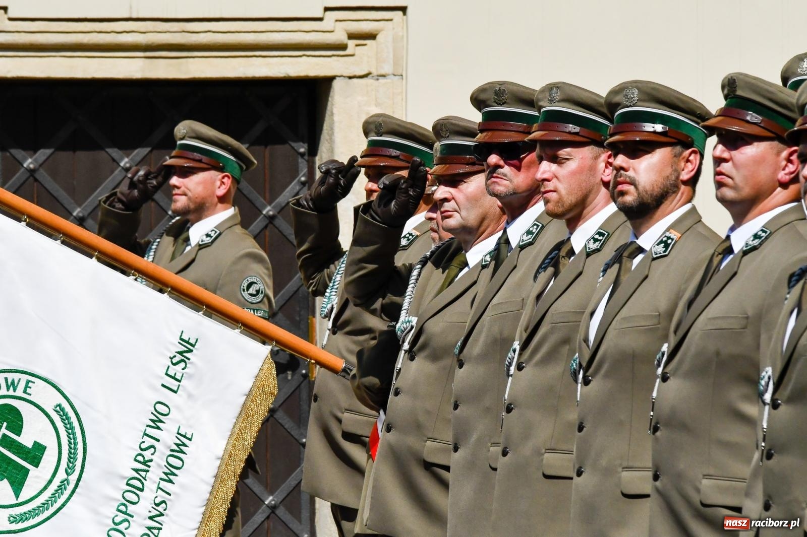 Zdjęcie w galerii na portalu naszraciborz.pl: W jedności siła! Mija 30 lat od wybuchu wielkiego pożaru lasów wokół Kuźni Raciborskiej [FOTO i WIDEO] wiadomości z regionu