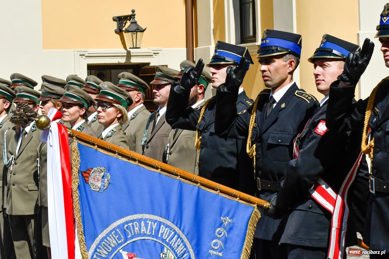Zdjęcie w galerii na portalu naszraciborz.pl: W jedności siła! Mija 30 lat od wybuchu wielkiego pożaru lasów wokół Kuźni Raciborskiej [FOTO i WIDEO] wiadomości z regionu