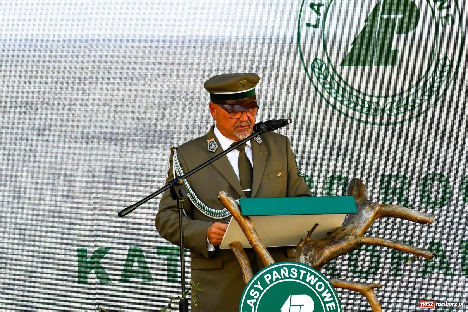 Zdjęcie w galerii na portalu naszraciborz.pl: W jedności siła! Mija 30 lat od wybuchu wielkiego pożaru lasów wokół Kuźni Raciborskiej [FOTO i WIDEO] wiadomości z regionu