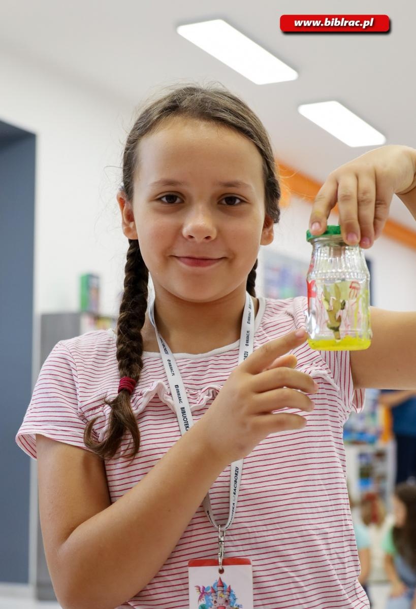 Zdjęcie w galerii na portalu naszraciborz.pl: Dwa ostatnie przystanki Baśniowego Lata z Biblioteką wiadomości z regionu
