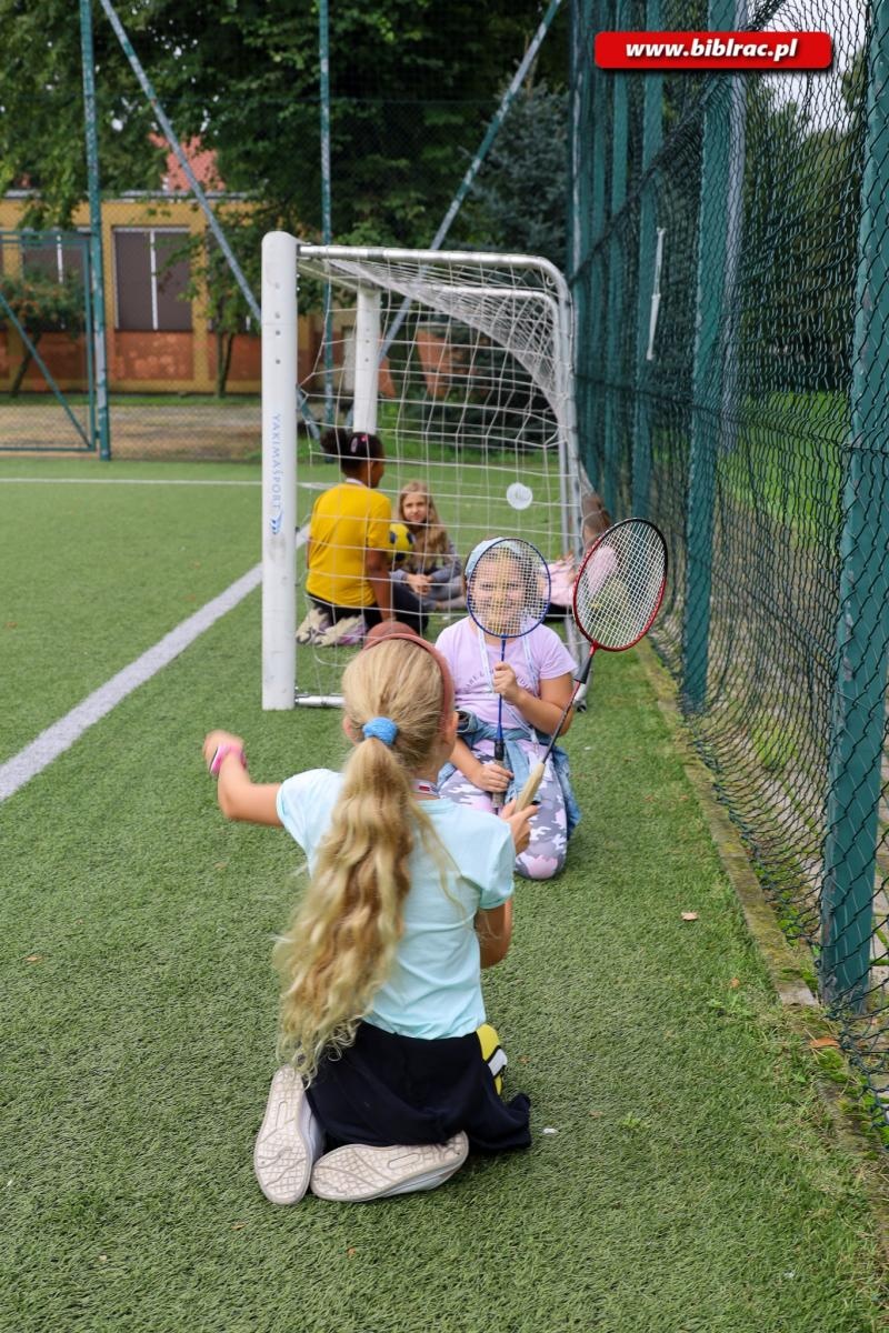 Zdjęcie w galerii na portalu naszraciborz.pl: Dwa ostatnie przystanki Baśniowego Lata z Biblioteką wiadomości z regionu