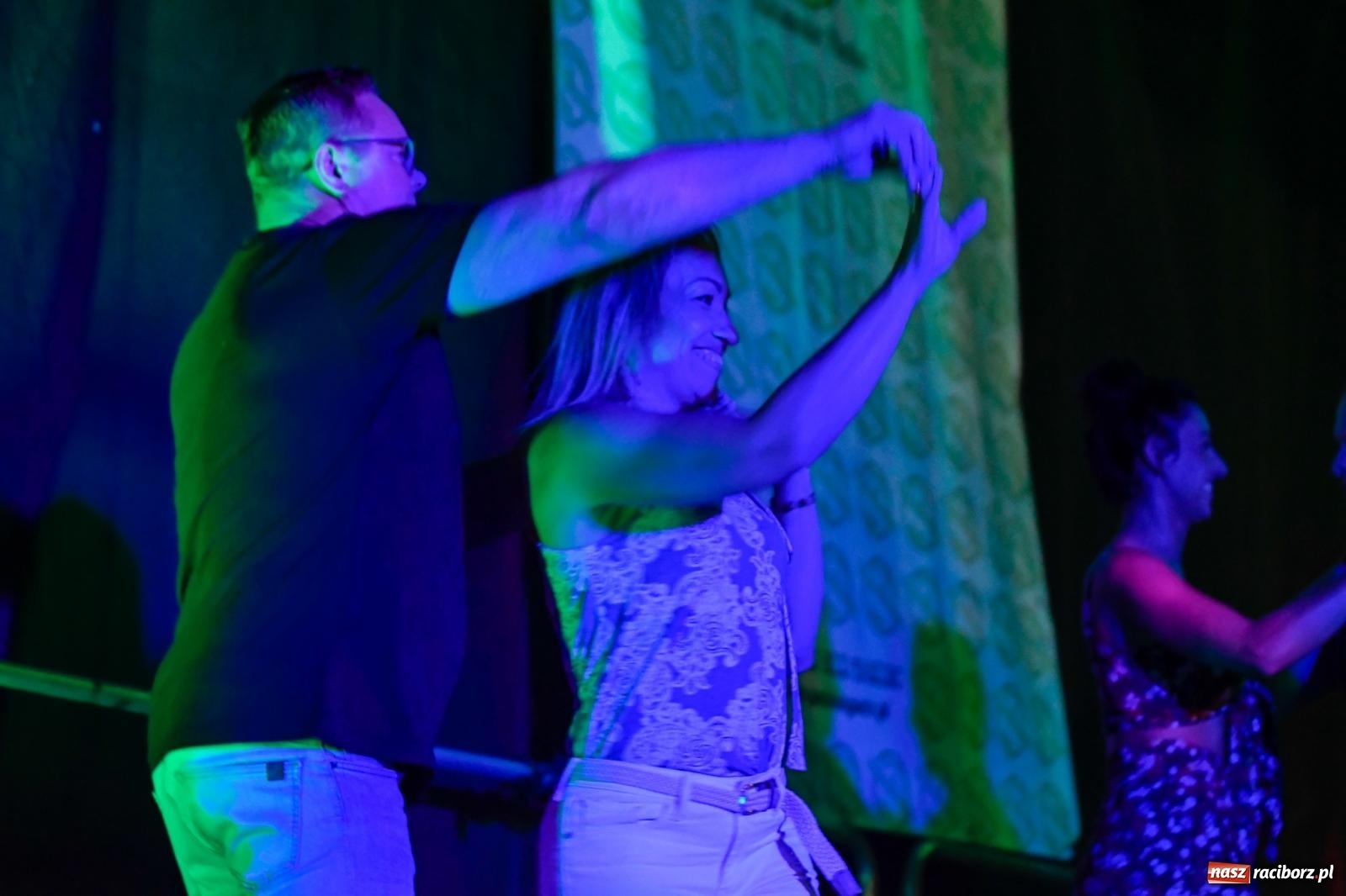 Zdjęcie w galerii na portalu naszraciborz.pl: Latino Party ON AIR na zamku [FOTO i WIDEO] wiadomości z regionu