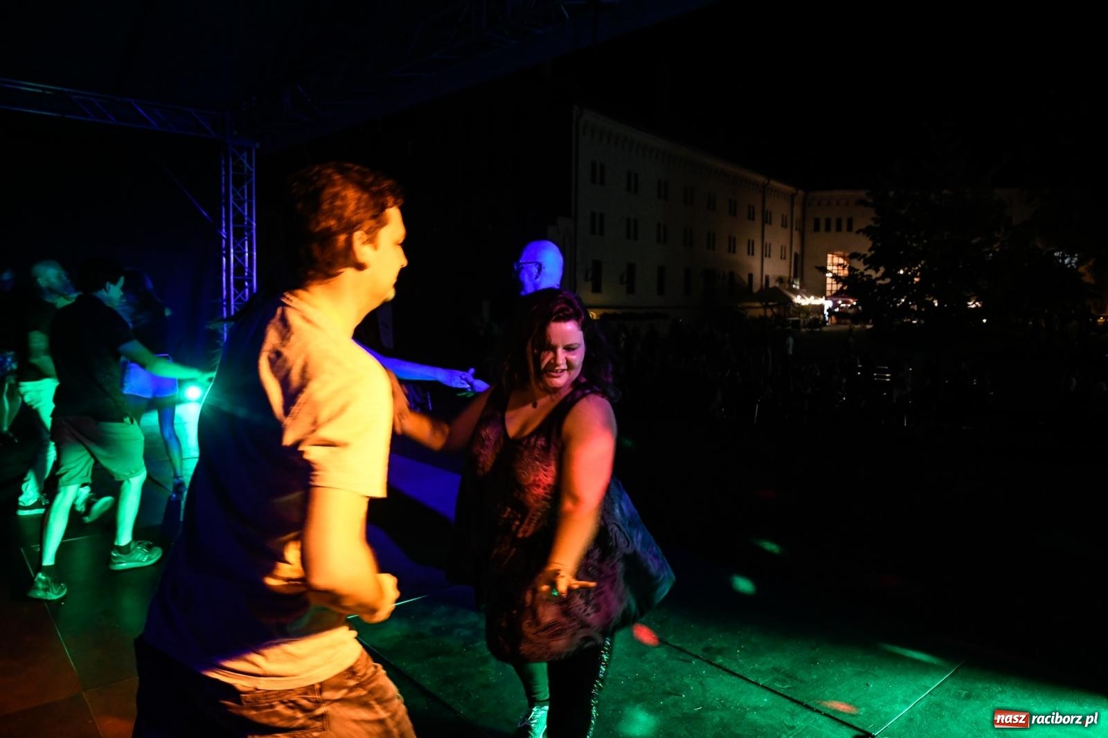 Zdjęcie w galerii na portalu naszraciborz.pl: Latino Party ON AIR na zamku [FOTO i WIDEO] wiadomości z regionu