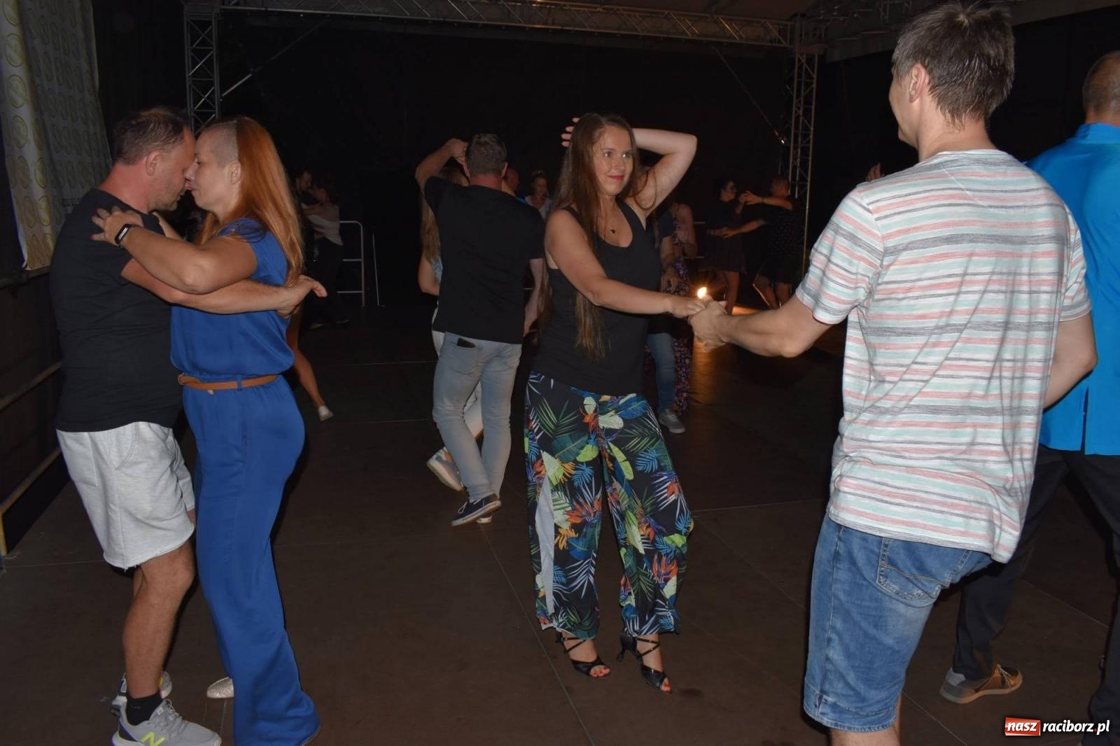 Zdjęcie w galerii na portalu naszraciborz.pl: Latino Party ON AIR na zamku [FOTO i WIDEO] wiadomości z regionu