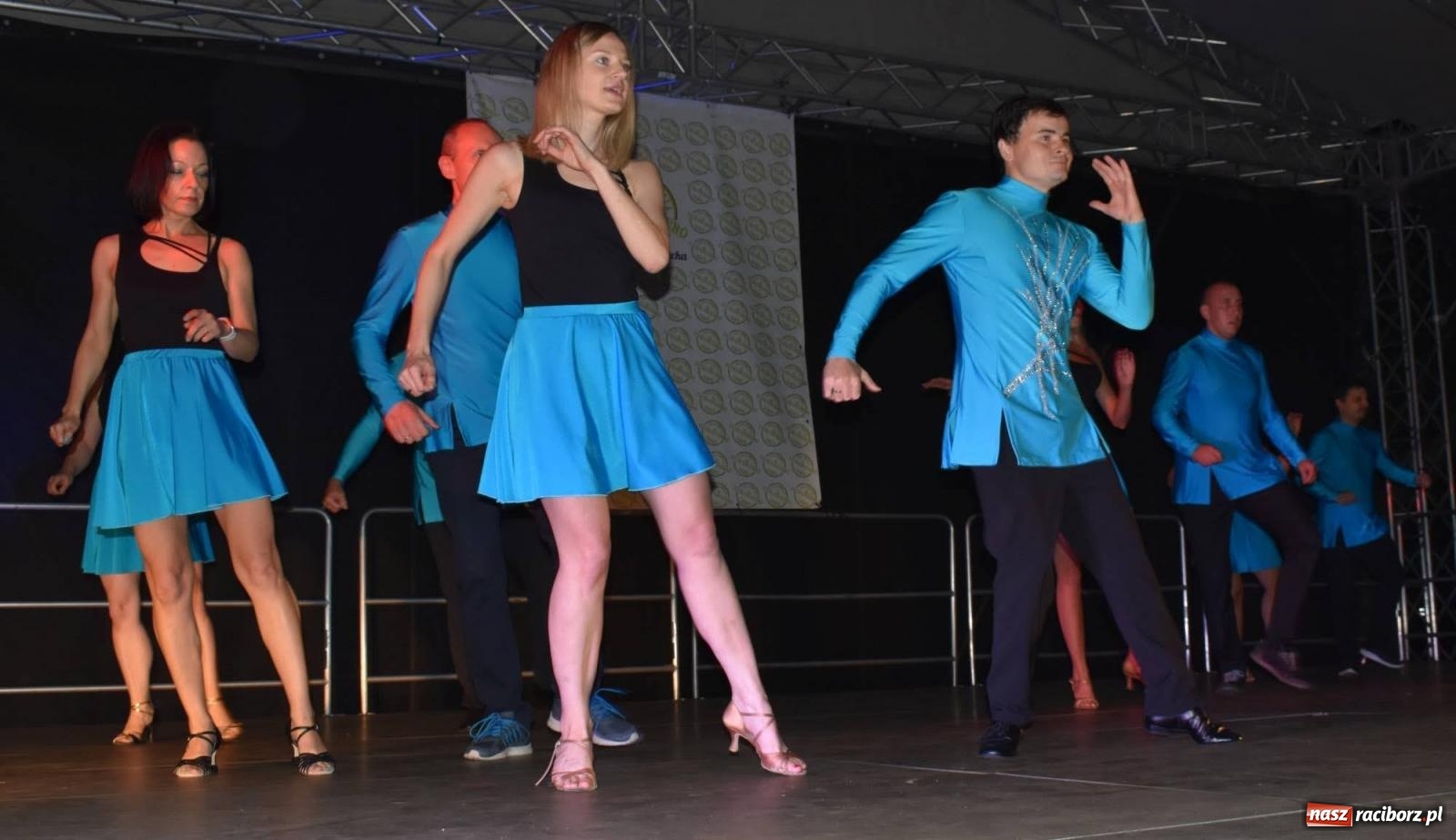 Zdjęcie w galerii na portalu naszraciborz.pl: Latino Party ON AIR na zamku [FOTO i WIDEO] wiadomości z regionu