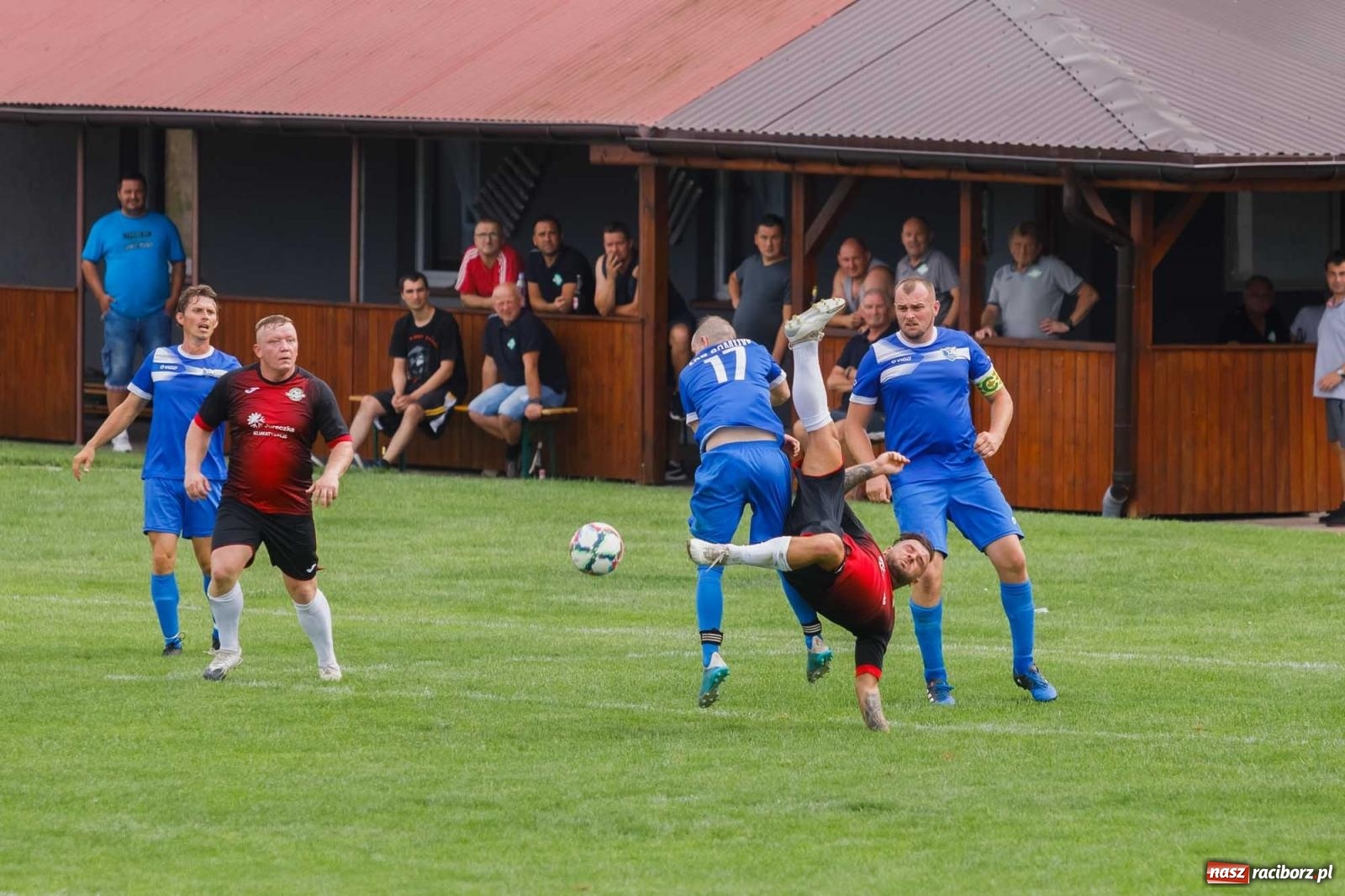 Zdjęcie w galerii na portalu naszraciborz.pl: Hakuna matata i do przodu. Gamów bez punktów w Pietraszynie [FOTO] wiadomości z regionu