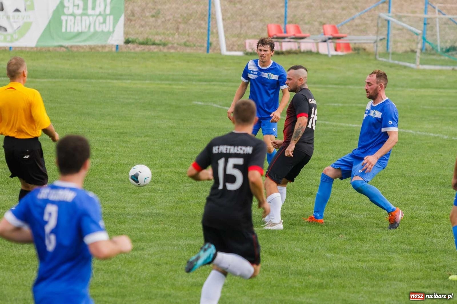 Zdjęcie w galerii na portalu naszraciborz.pl: Hakuna matata i do przodu. Gamów bez punktów w Pietraszynie [FOTO] wiadomości z regionu