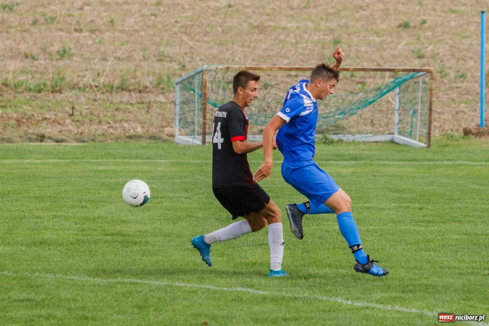 Zdjęcie w galerii na portalu naszraciborz.pl: Hakuna matata i do przodu. Gamów bez punktów w Pietraszynie [FOTO] wiadomości z regionu