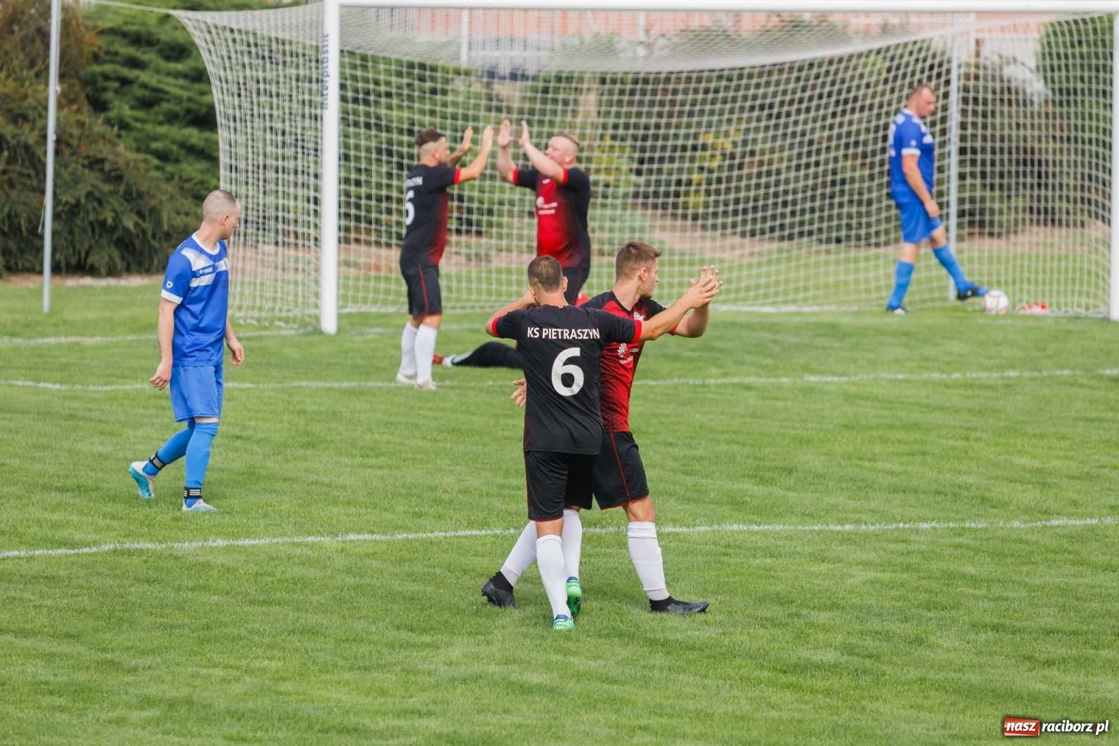 Zdjęcie w galerii na portalu naszraciborz.pl: Hakuna matata i do przodu. Gamów bez punktów w Pietraszynie [FOTO] wiadomości z regionu