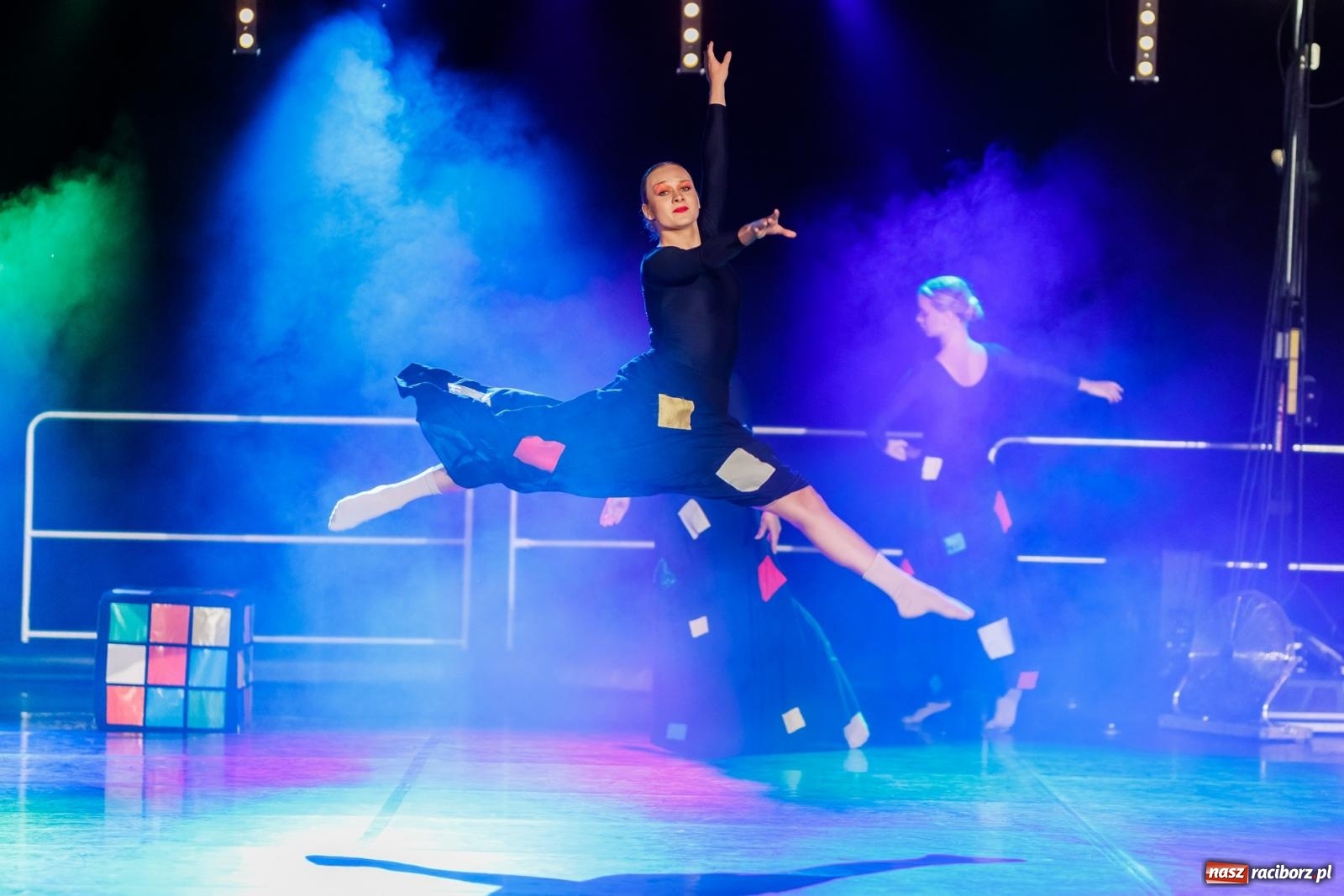 Zdjęcie w galerii na portalu naszraciborz.pl: KOLORY ŻYCIA - widowisko na wodzie w parku m. Roth [FOTO i WIDEO] wiadomości z regionu