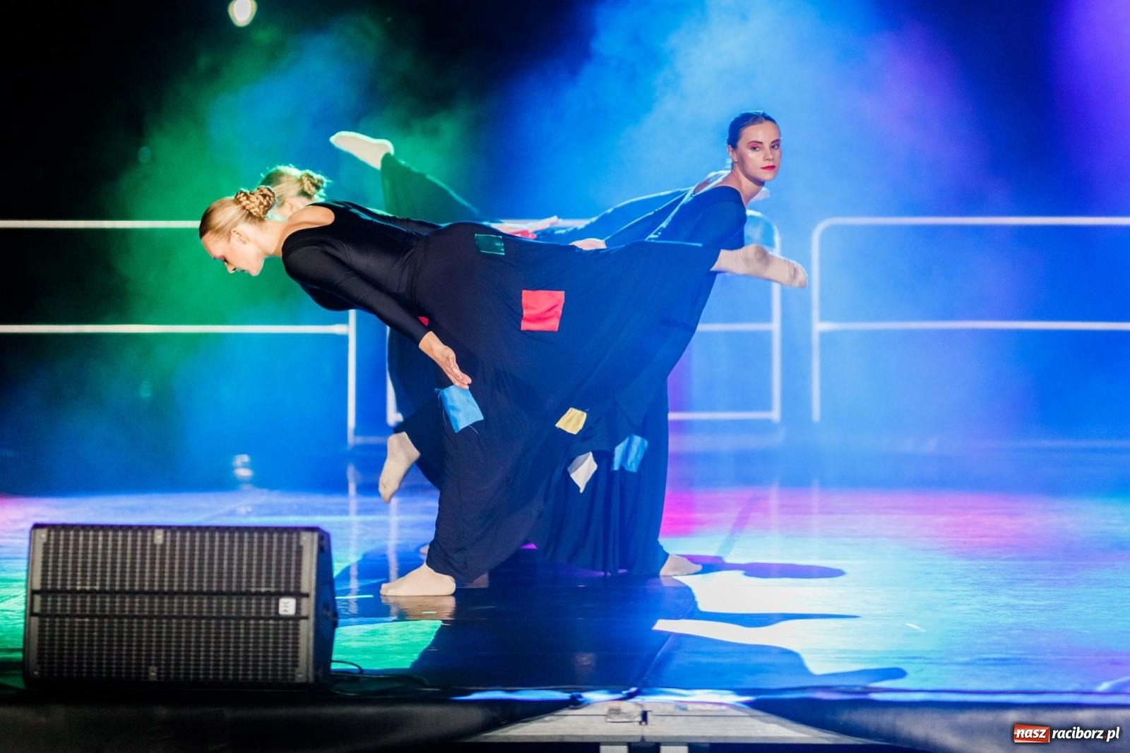Zdjęcie w galerii na portalu naszraciborz.pl: KOLORY ŻYCIA - widowisko na wodzie w parku m. Roth [FOTO i WIDEO] wiadomości z regionu