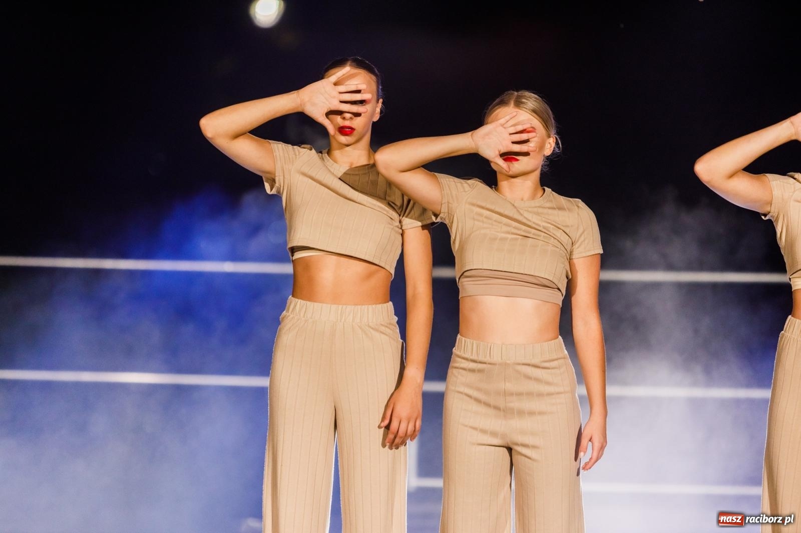 Zdjęcie w galerii na portalu naszraciborz.pl: KOLORY ŻYCIA - widowisko na wodzie w parku m. Roth [FOTO i WIDEO] wiadomości z regionu