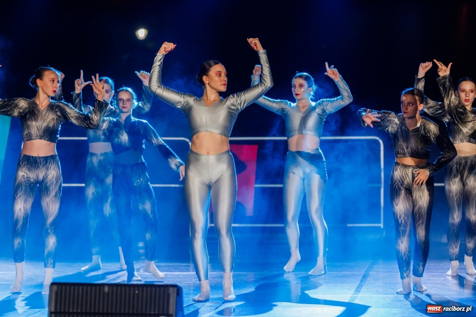 Zdjęcie w galerii na portalu naszraciborz.pl: KOLORY ŻYCIA - widowisko na wodzie w parku m. Roth [FOTO i WIDEO] wiadomości z regionu