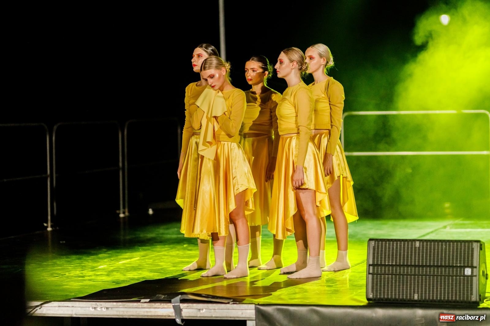 Zdjęcie w galerii na portalu naszraciborz.pl: KOLORY ŻYCIA - widowisko na wodzie w parku m. Roth [FOTO i WIDEO] wiadomości z regionu