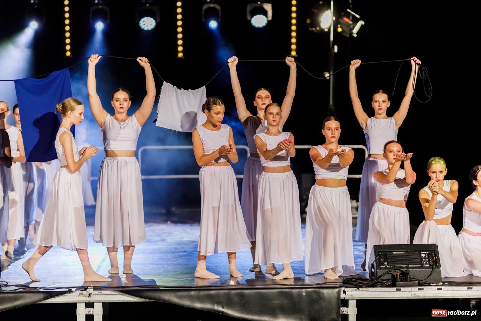 Zdjęcie w galerii na portalu naszraciborz.pl: KOLORY ŻYCIA - widowisko na wodzie w parku m. Roth [FOTO i WIDEO] wiadomości z regionu