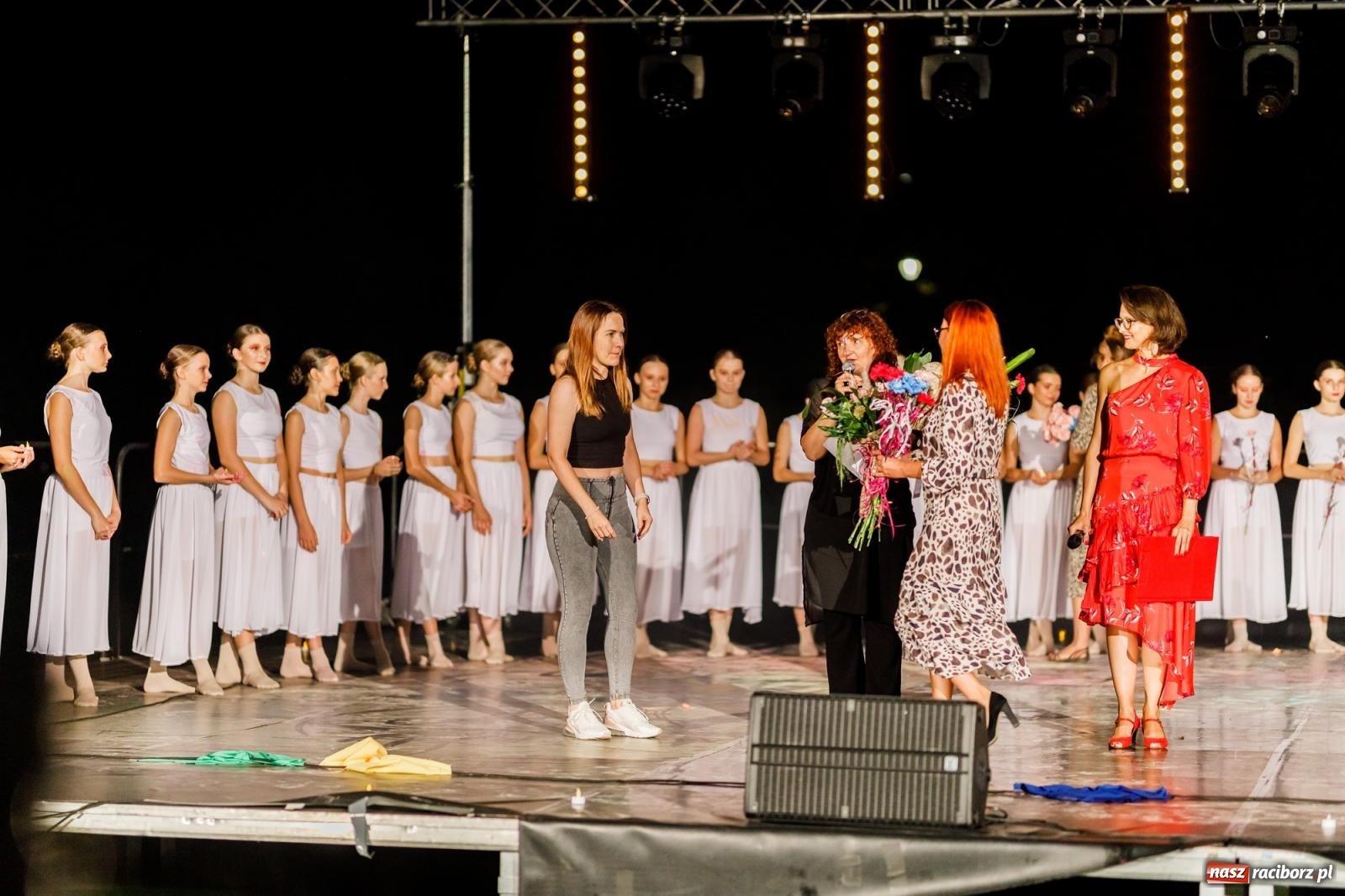 Zdjęcie w galerii na portalu naszraciborz.pl: KOLORY ŻYCIA - widowisko na wodzie w parku m. Roth [FOTO i WIDEO] wiadomości z regionu