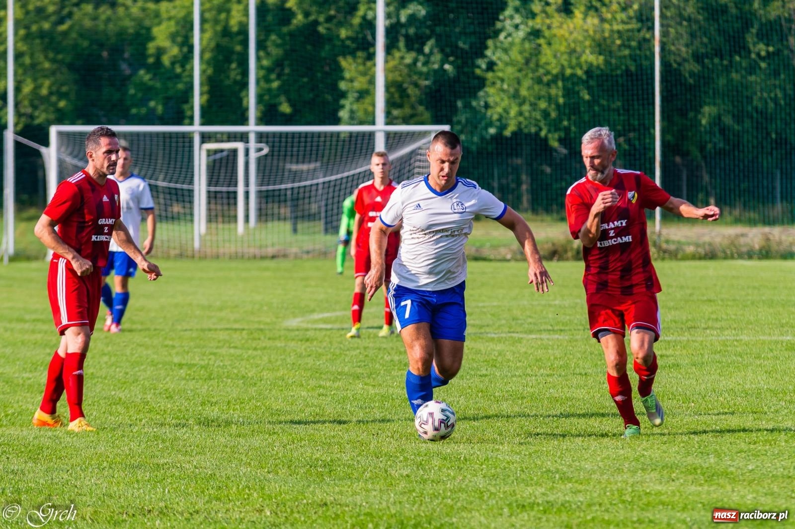 Zdjęcie w galerii na portalu naszraciborz.pl: Klasyczny hat-trick Dawida Lenarta pogrążył Markowice [FOTO] wiadomości z regionu