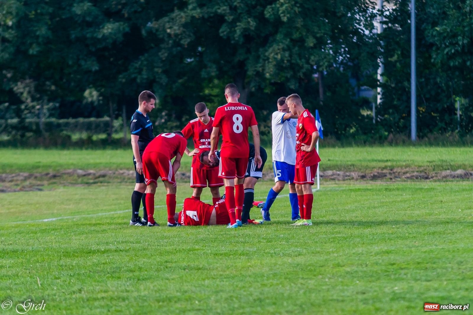 Zdjęcie w galerii na portalu naszraciborz.pl: Klasyczny hat-trick Dawida Lenarta pogrążył Markowice [FOTO] wiadomości z regionu