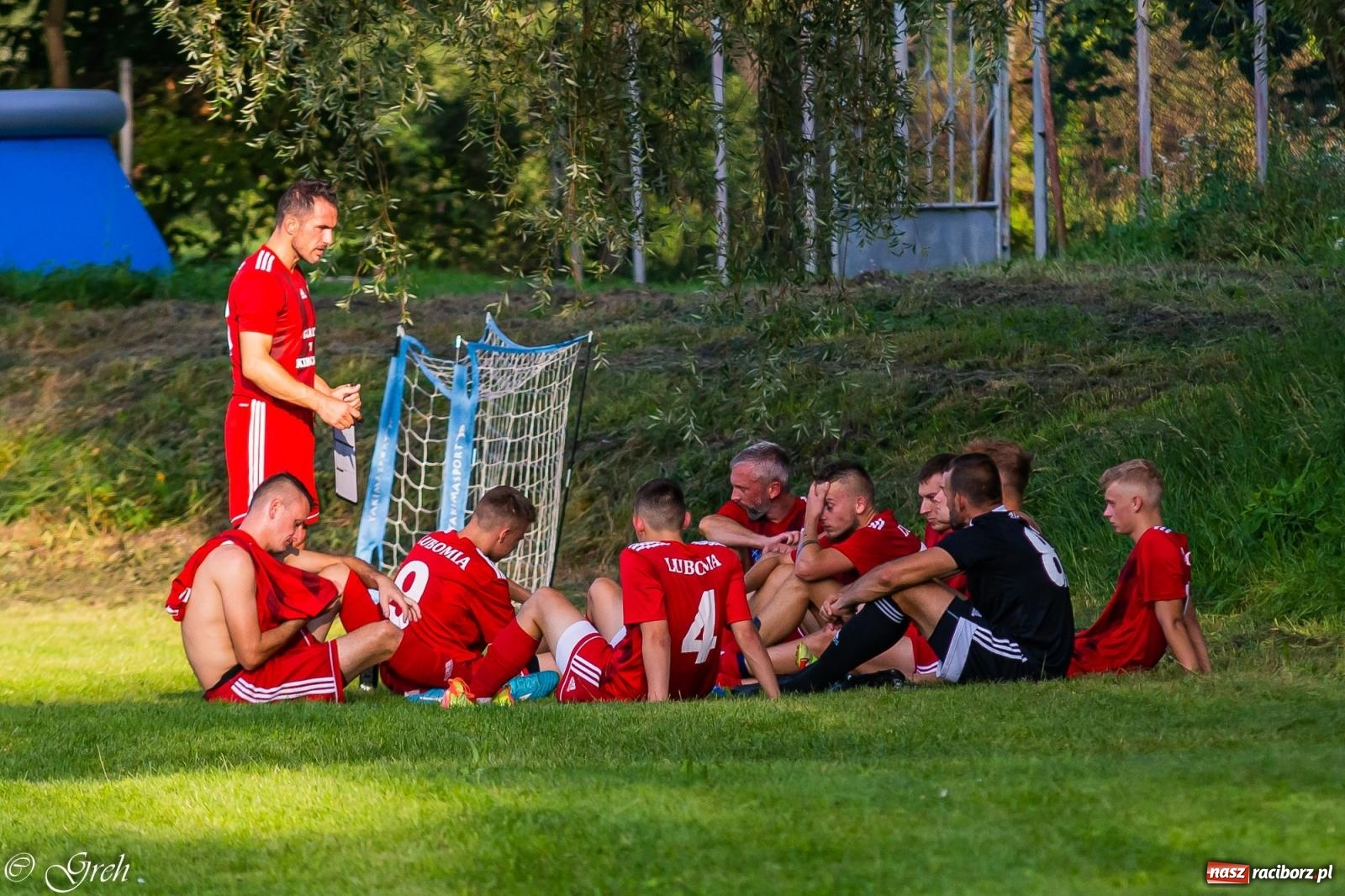 Zdjęcie w galerii na portalu naszraciborz.pl: Klasyczny hat-trick Dawida Lenarta pogrążył Markowice [FOTO] wiadomości z regionu