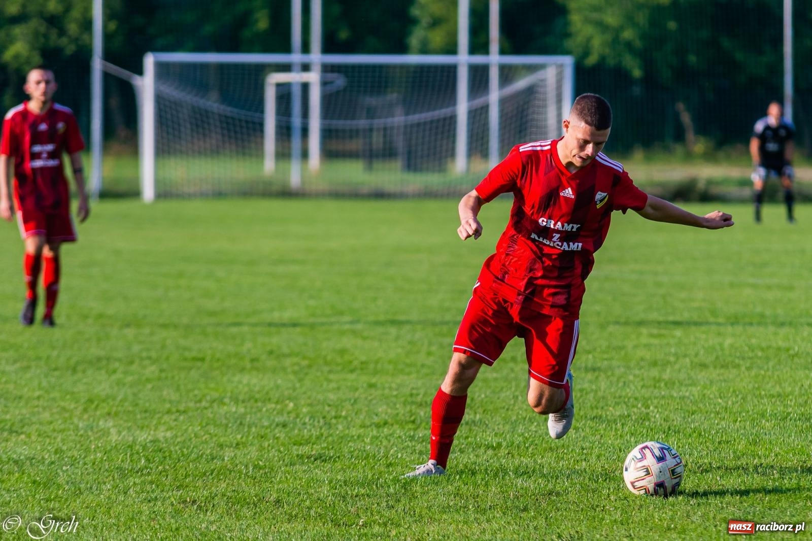 Zdjęcie w galerii na portalu naszraciborz.pl: Klasyczny hat-trick Dawida Lenarta pogrążył Markowice [FOTO] wiadomości z regionu