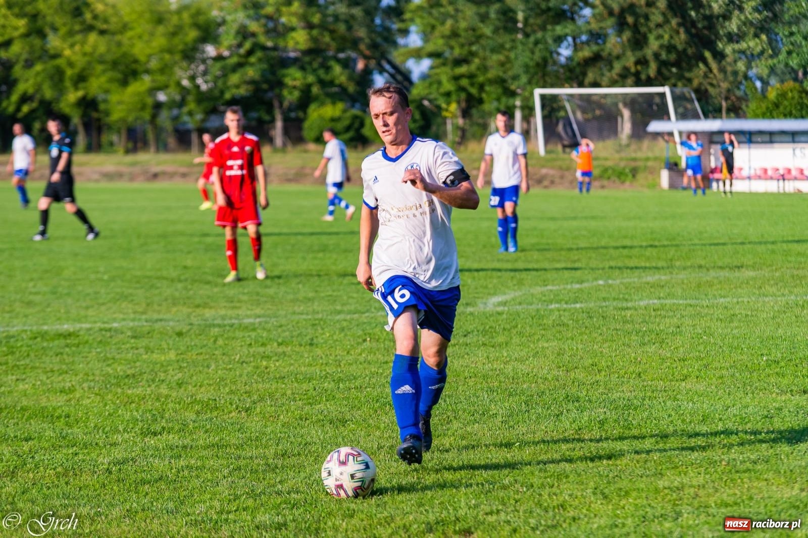 Zdjęcie w galerii na portalu naszraciborz.pl: Klasyczny hat-trick Dawida Lenarta pogrążył Markowice [FOTO] wiadomości z regionu