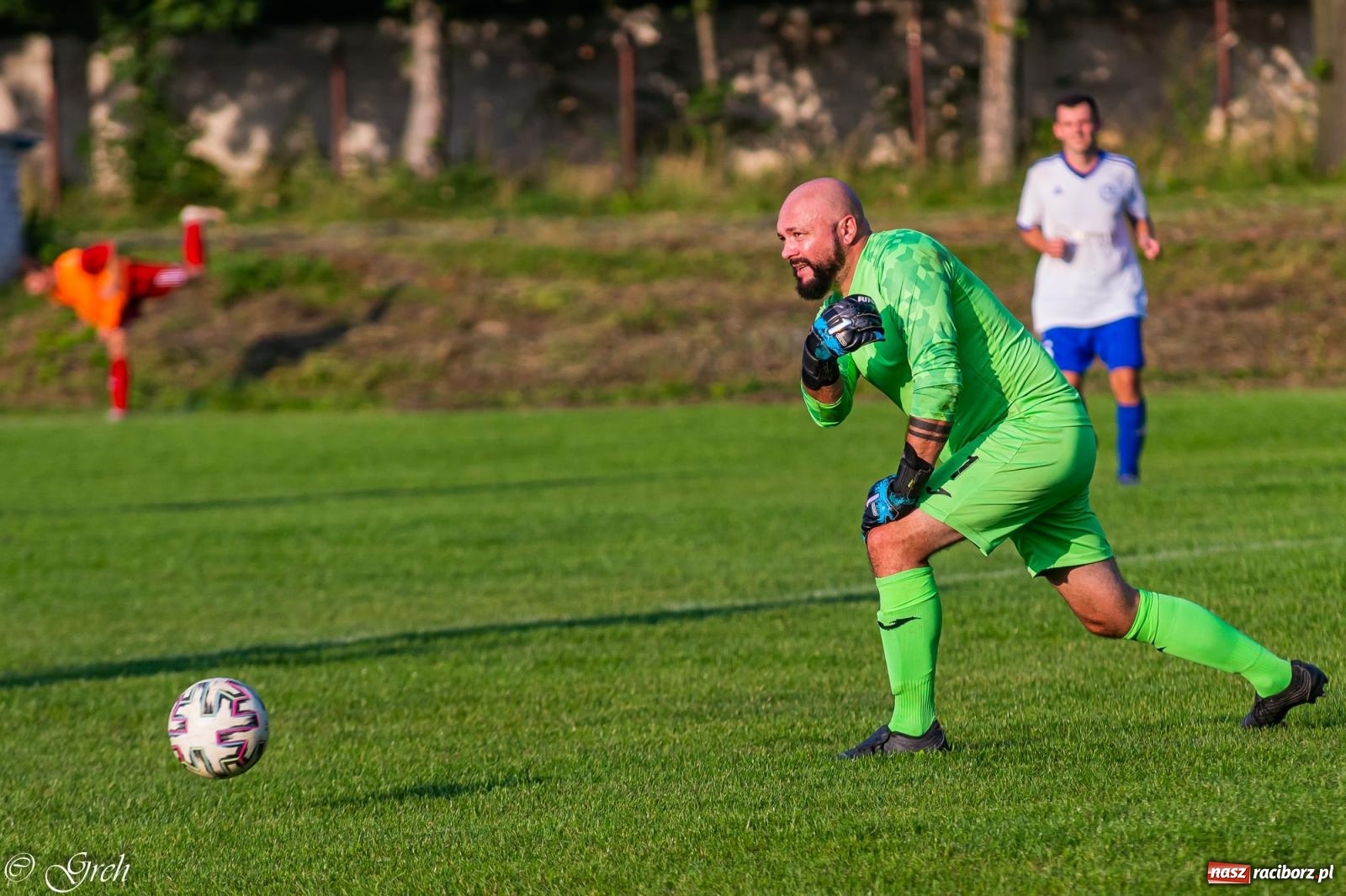 Zdjęcie w galerii na portalu naszraciborz.pl: Klasyczny hat-trick Dawida Lenarta pogrążył Markowice [FOTO] wiadomości z regionu