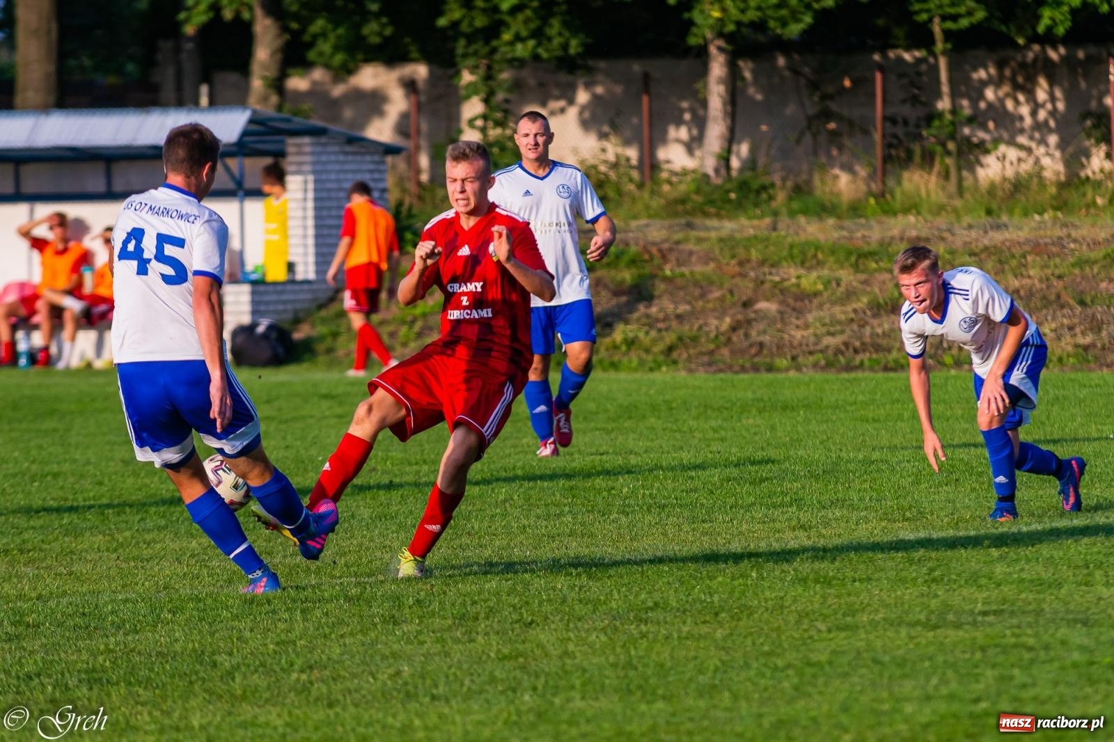 Zdjęcie w galerii na portalu naszraciborz.pl: Klasyczny hat-trick Dawida Lenarta pogrążył Markowice [FOTO] wiadomości z regionu