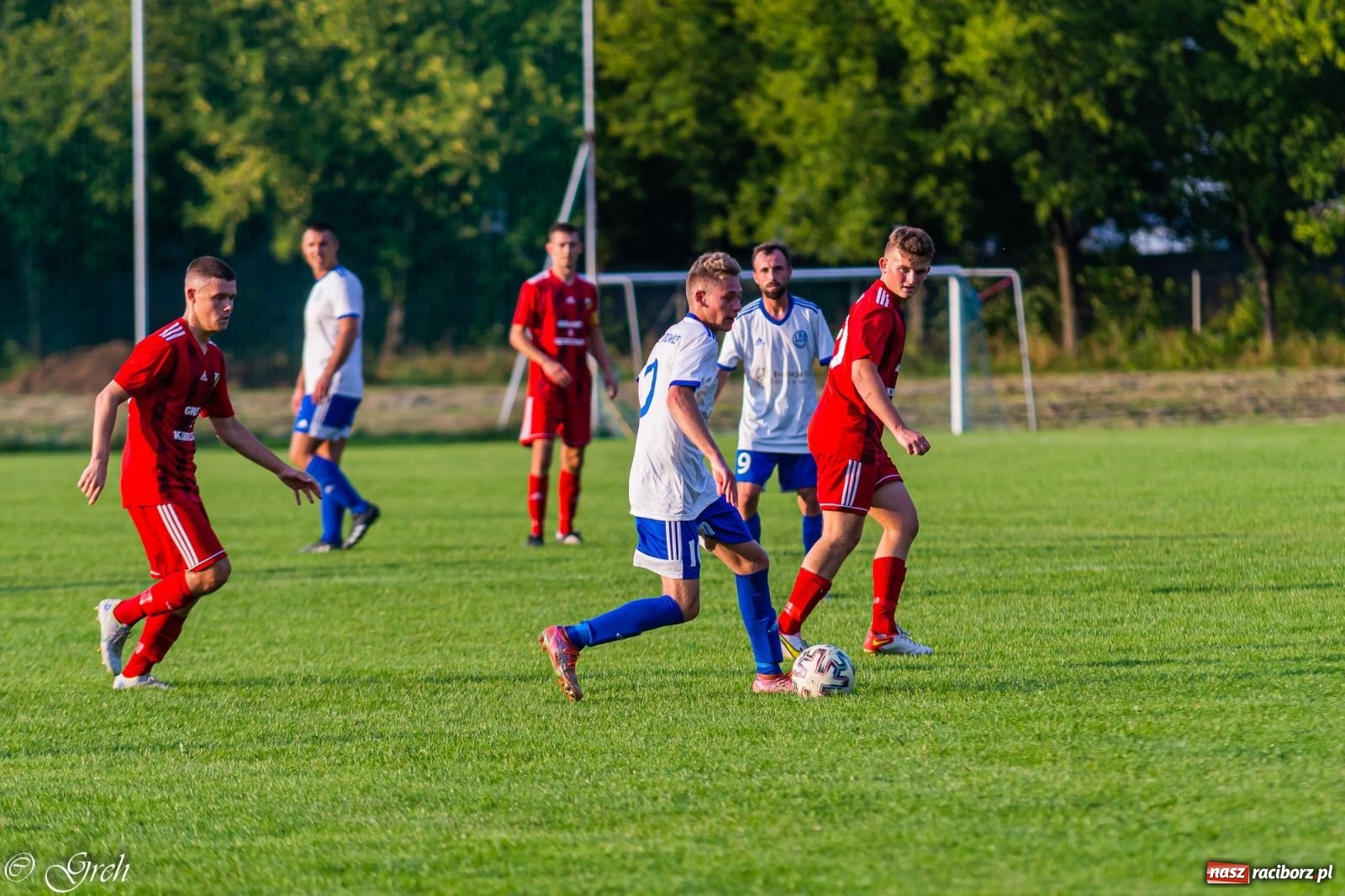 Zdjęcie w galerii na portalu naszraciborz.pl: Klasyczny hat-trick Dawida Lenarta pogrążył Markowice [FOTO] wiadomości z regionu
