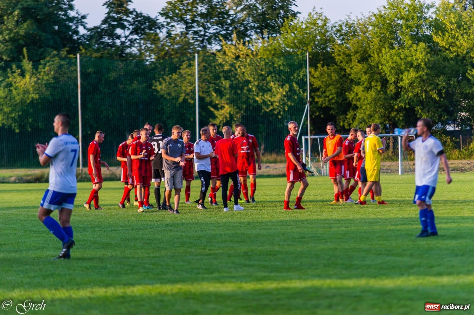 Zdjęcie w galerii na portalu naszraciborz.pl: Klasyczny hat-trick Dawida Lenarta pogrążył Markowice [FOTO] wiadomości z regionu