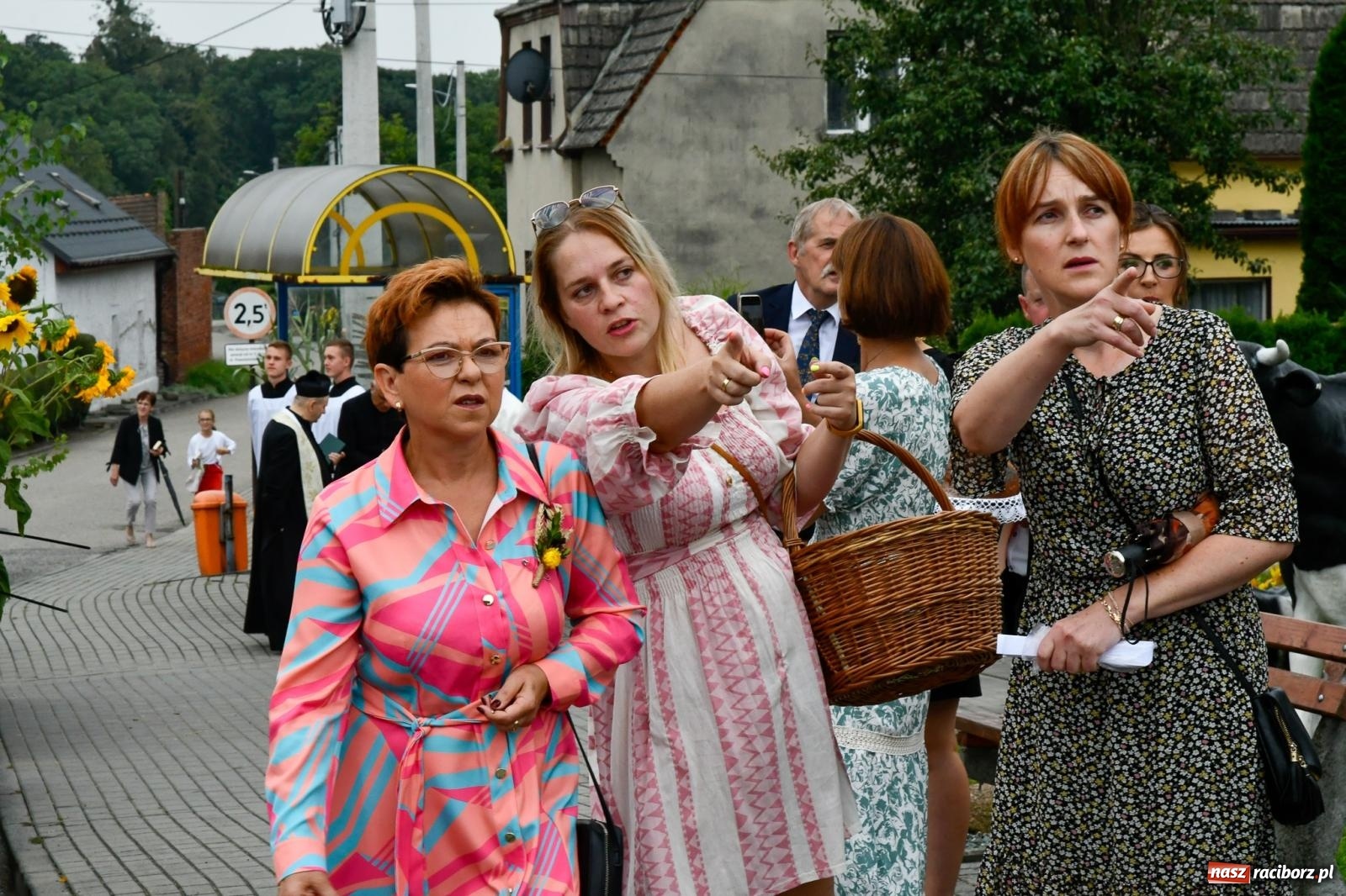 Zdjęcie w galerii na portalu naszraciborz.pl: Barwny korowód przejechał z Krowiarek do Amandowa [FOTO i WIDEO] wiadomości z regionu