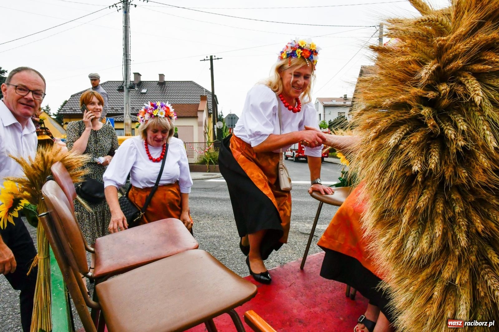 Zdjęcie w galerii na portalu naszraciborz.pl: Barwny korowód przejechał z Krowiarek do Amandowa [FOTO i WIDEO] wiadomości z regionu