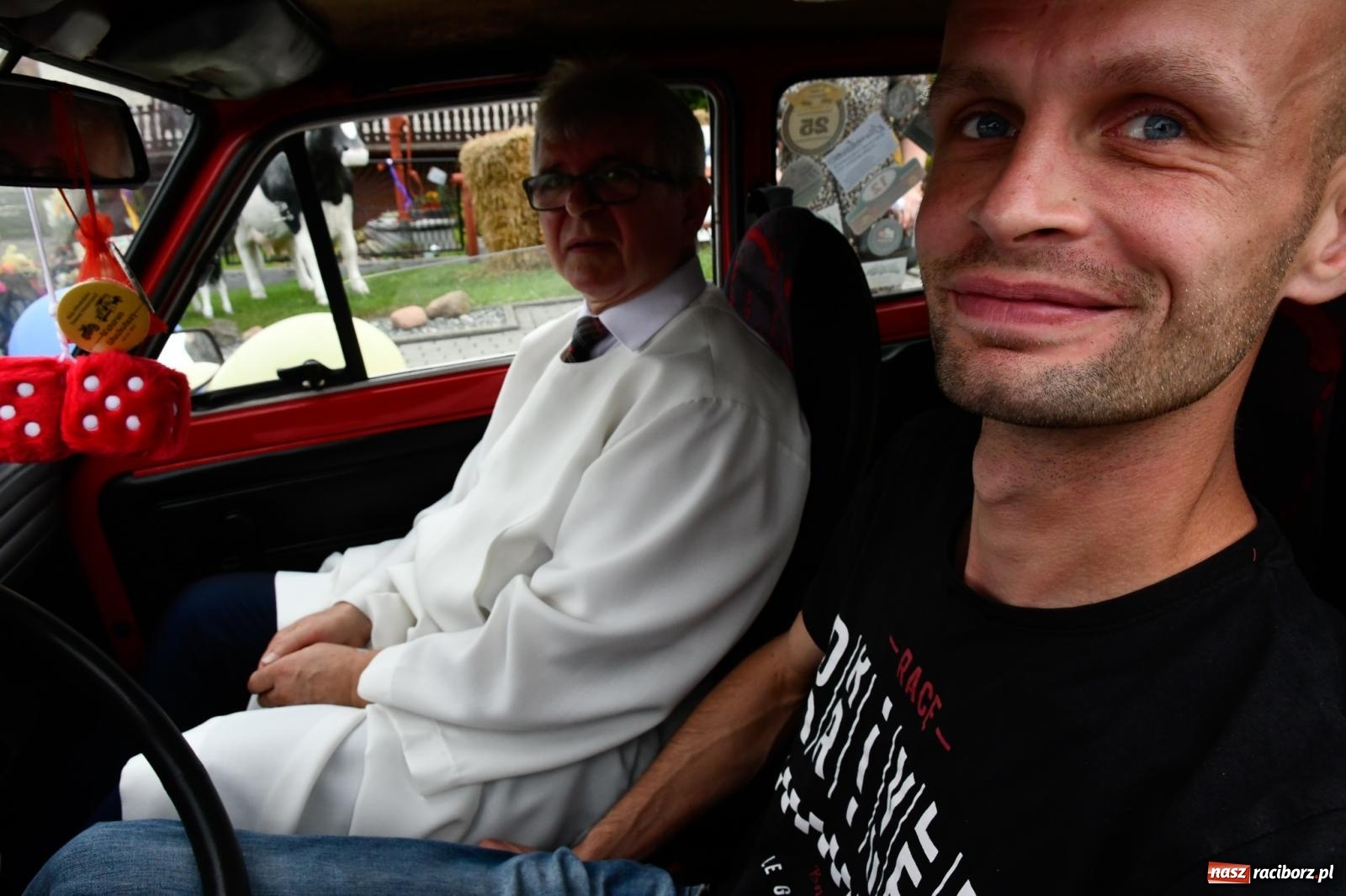 Zdjęcie w galerii na portalu naszraciborz.pl: Barwny korowód przejechał z Krowiarek do Amandowa [FOTO i WIDEO] wiadomości z regionu