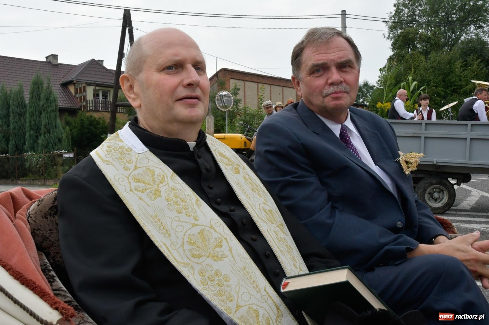 Zdjęcie w galerii na portalu naszraciborz.pl: Barwny korowód przejechał z Krowiarek do Amandowa [FOTO i WIDEO] wiadomości z regionu