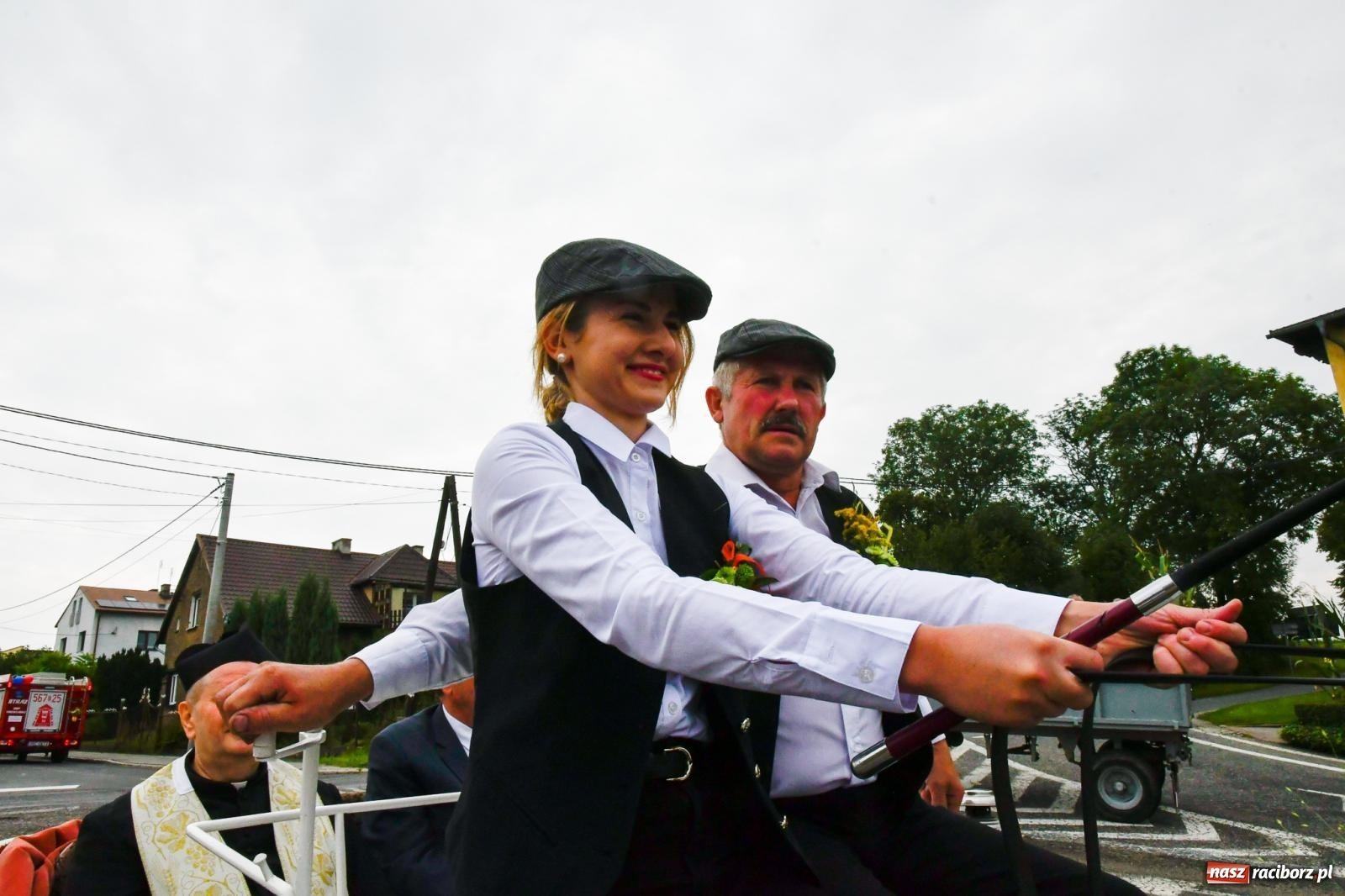 Zdjęcie w galerii na portalu naszraciborz.pl: Barwny korowód przejechał z Krowiarek do Amandowa [FOTO i WIDEO] wiadomości z regionu
