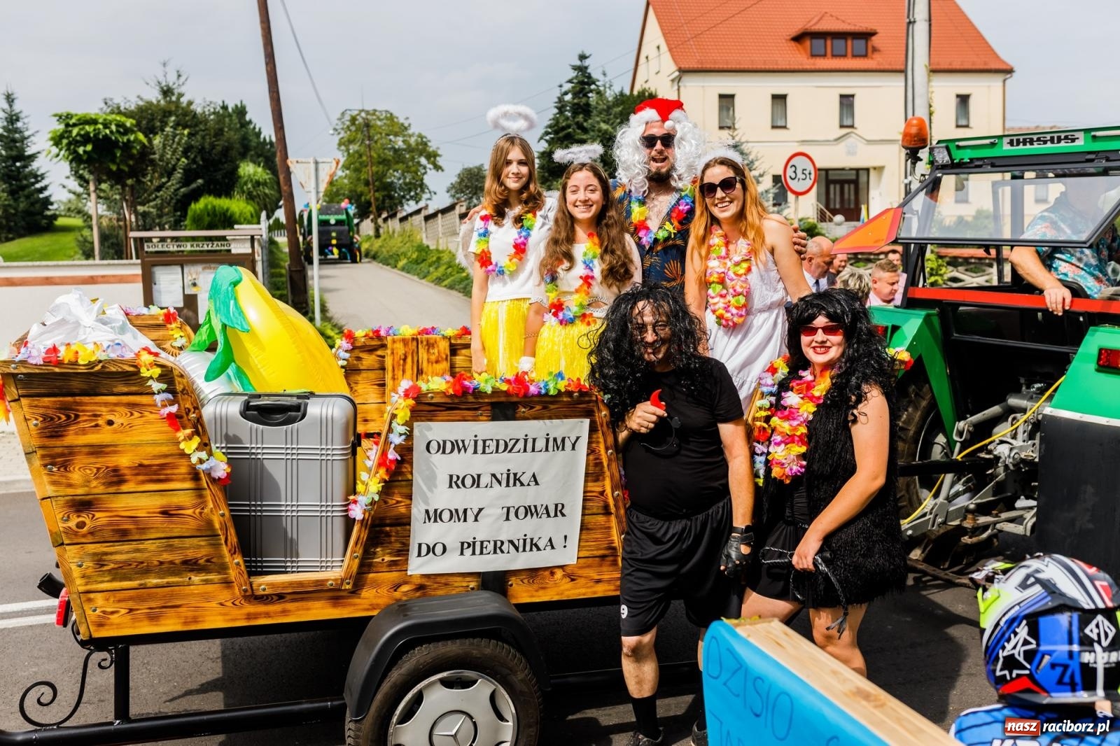 Zdjęcie w galerii na portalu naszraciborz.pl: Dożynki 2022. Krzyżanowice dziękują za plony [FOTO i WIDEO] wiadomości z regionu