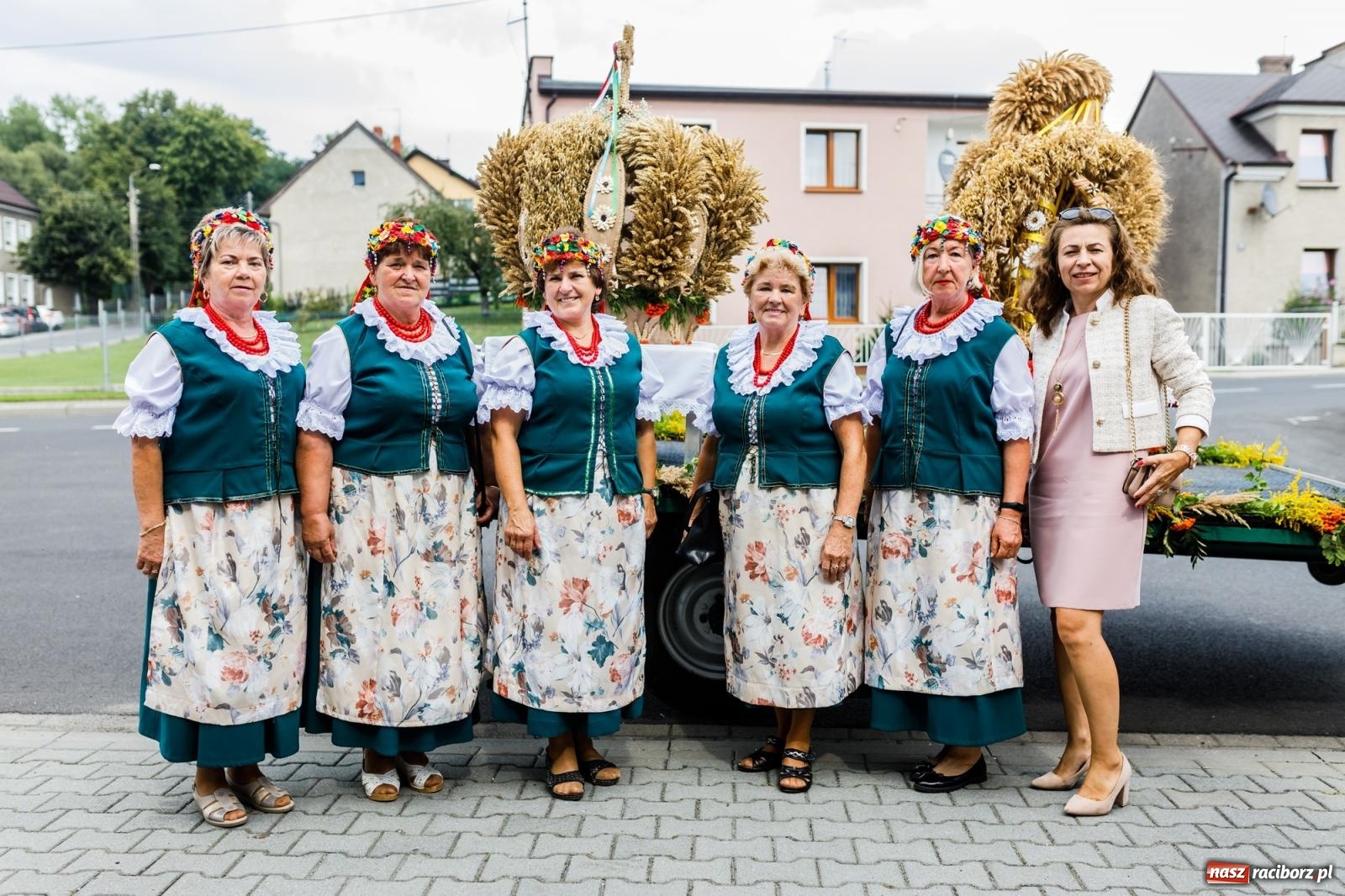 Zdjęcie w galerii na portalu naszraciborz.pl: Dożynki 2022. Czy słońce, czy deszcz, w Owsiszczach fajnie jest [FOTO i WIDEO] wiadomości z regionu