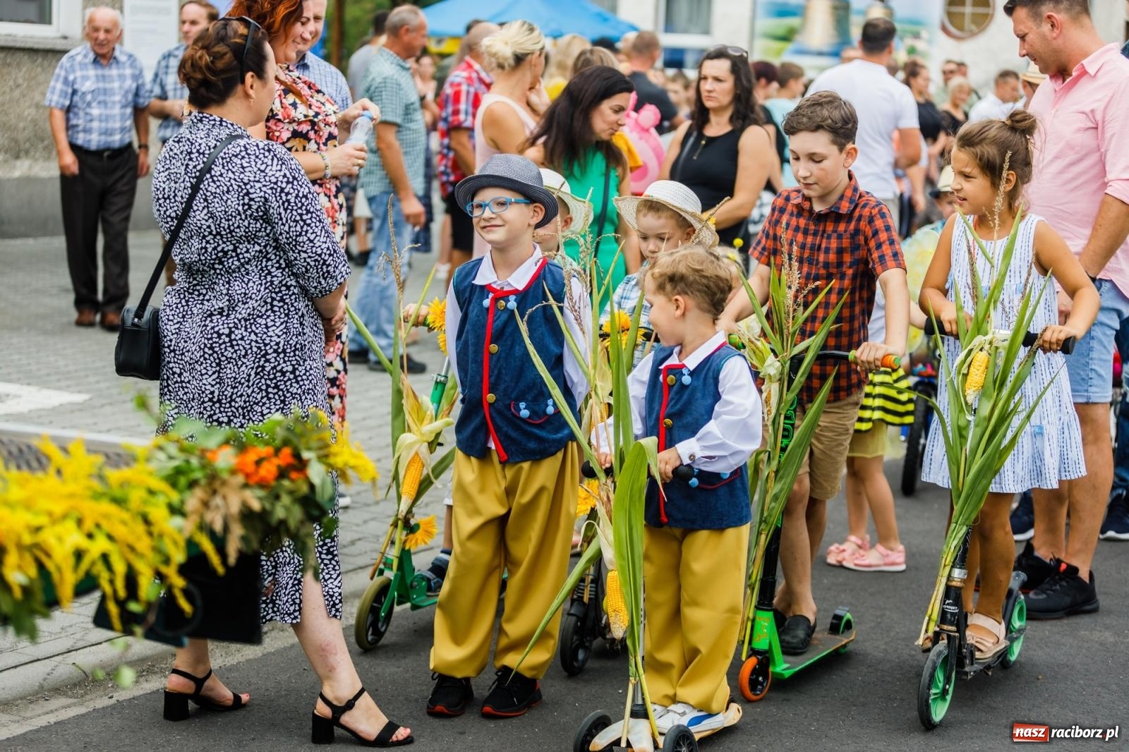 Zdjęcie w galerii na portalu naszraciborz.pl: Dożynki 2022. Czy słońce, czy deszcz, w Owsiszczach fajnie jest [FOTO i WIDEO] wiadomości z regionu