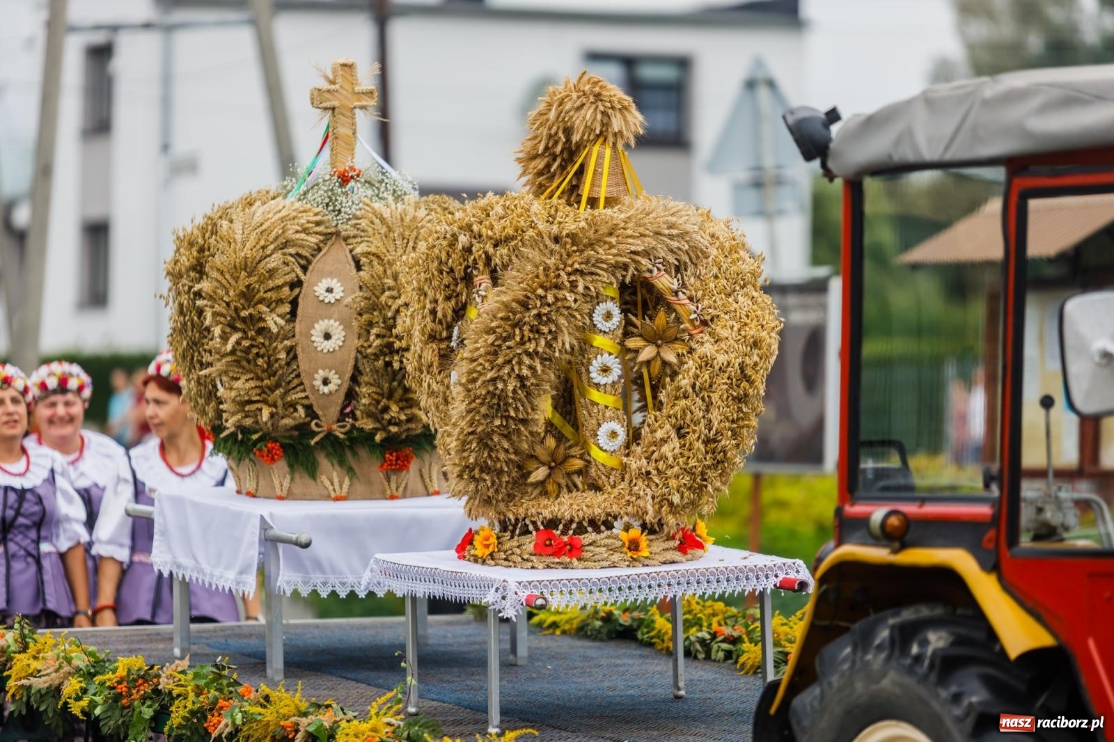 Zdjęcie w galerii na portalu naszraciborz.pl: Dożynki 2022. Czy słońce, czy deszcz, w Owsiszczach fajnie jest [FOTO i WIDEO] wiadomości z regionu