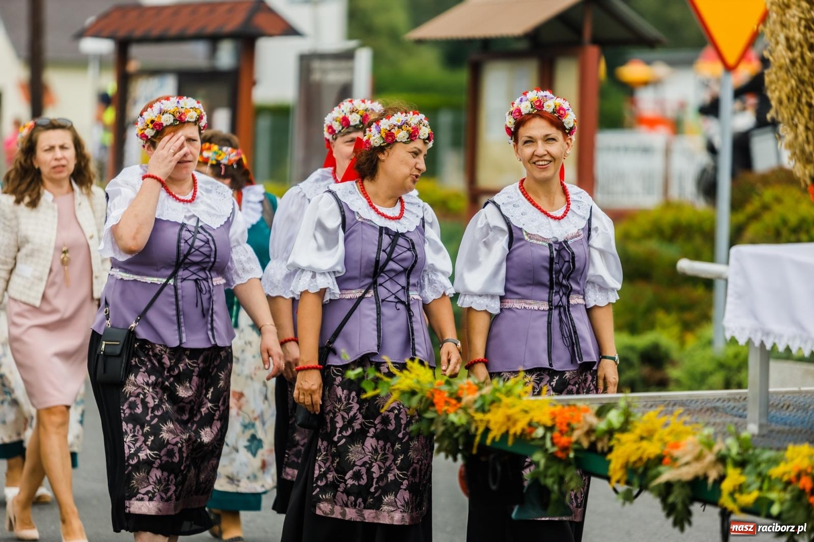 Zdjęcie w galerii na portalu naszraciborz.pl: Dożynki 2022. Czy słońce, czy deszcz, w Owsiszczach fajnie jest [FOTO i WIDEO] wiadomości z regionu