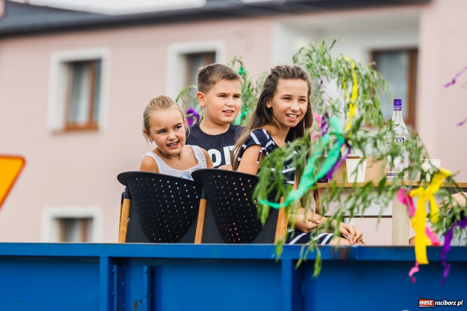 Zdjęcie w galerii na portalu naszraciborz.pl: Dożynki 2022. Czy słońce, czy deszcz, w Owsiszczach fajnie jest [FOTO i WIDEO] wiadomości z regionu