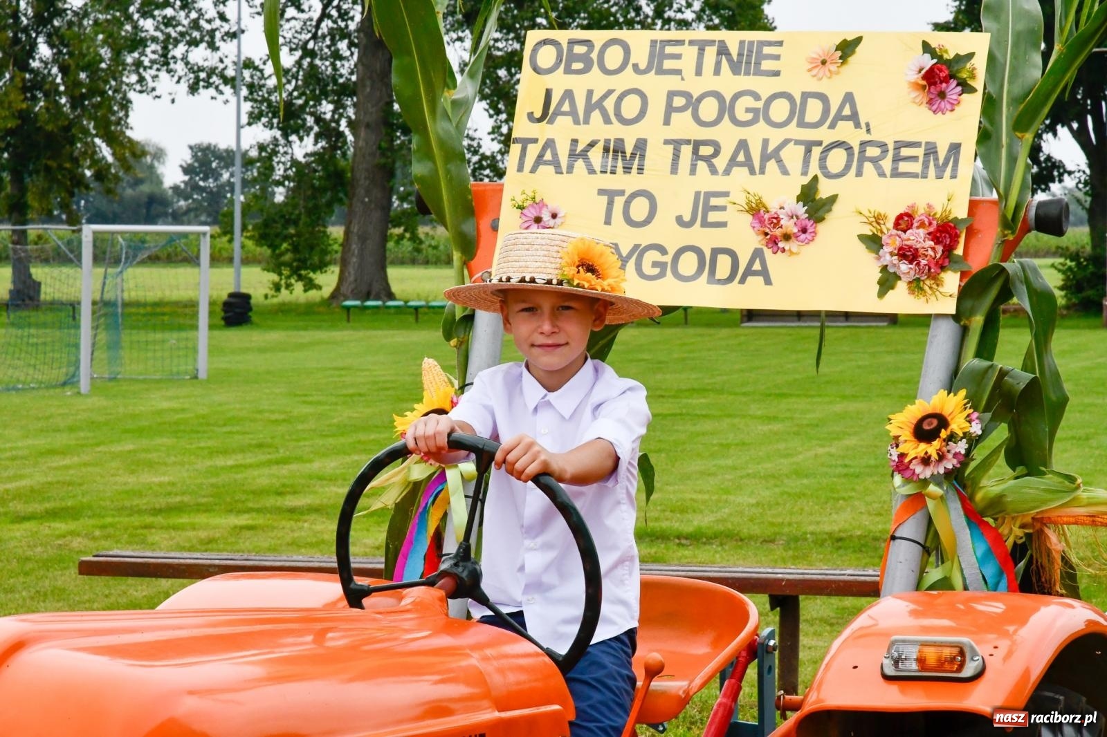 Zdjęcie w galerii na portalu naszraciborz.pl: Dożynki powiatowe w Łubowicach i Grzegorzowicach [FOTO i WIDEO] wiadomości z regionu