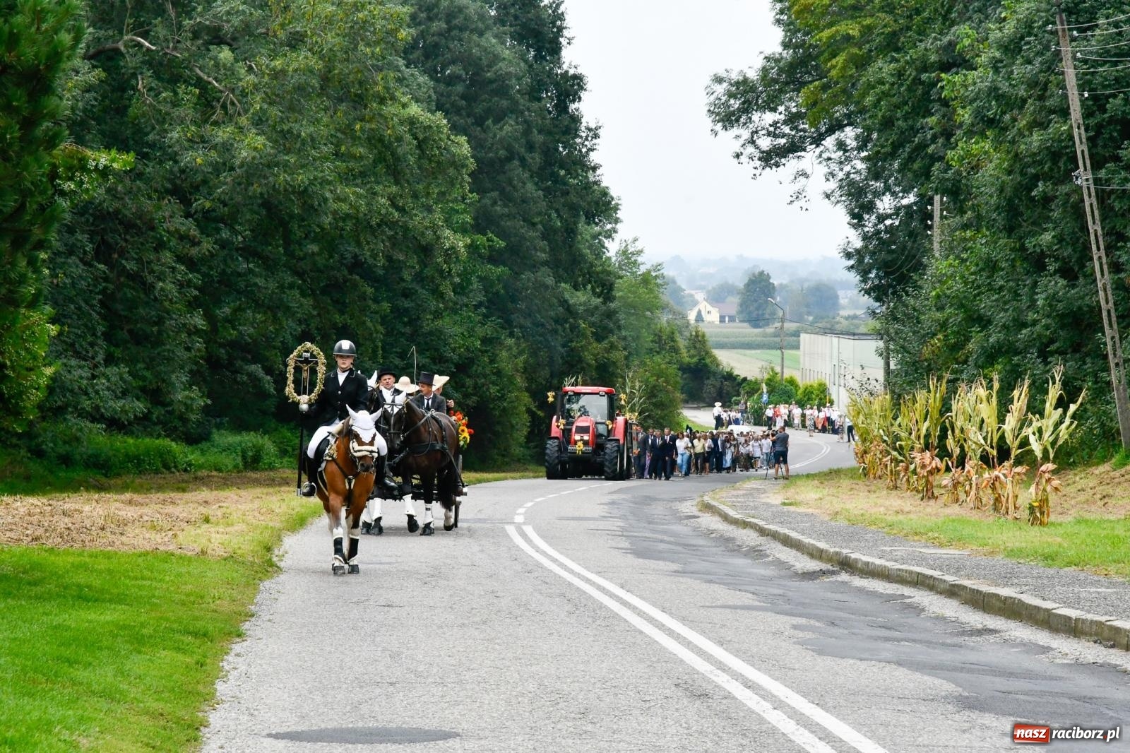 Zdjęcie w galerii na portalu naszraciborz.pl: Dożynki powiatowe w Łubowicach i Grzegorzowicach [FOTO i WIDEO] wiadomości z regionu