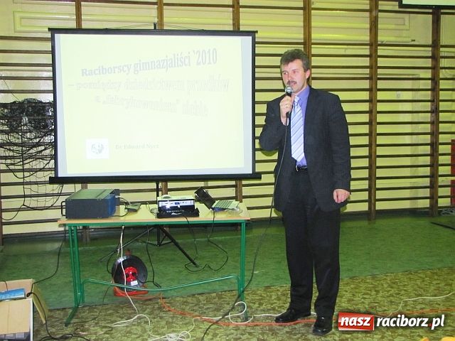 Zdjęcie w galerii na portalu naszraciborz.pl: Poznali problemy swoich dzieci wiadomości z regionu