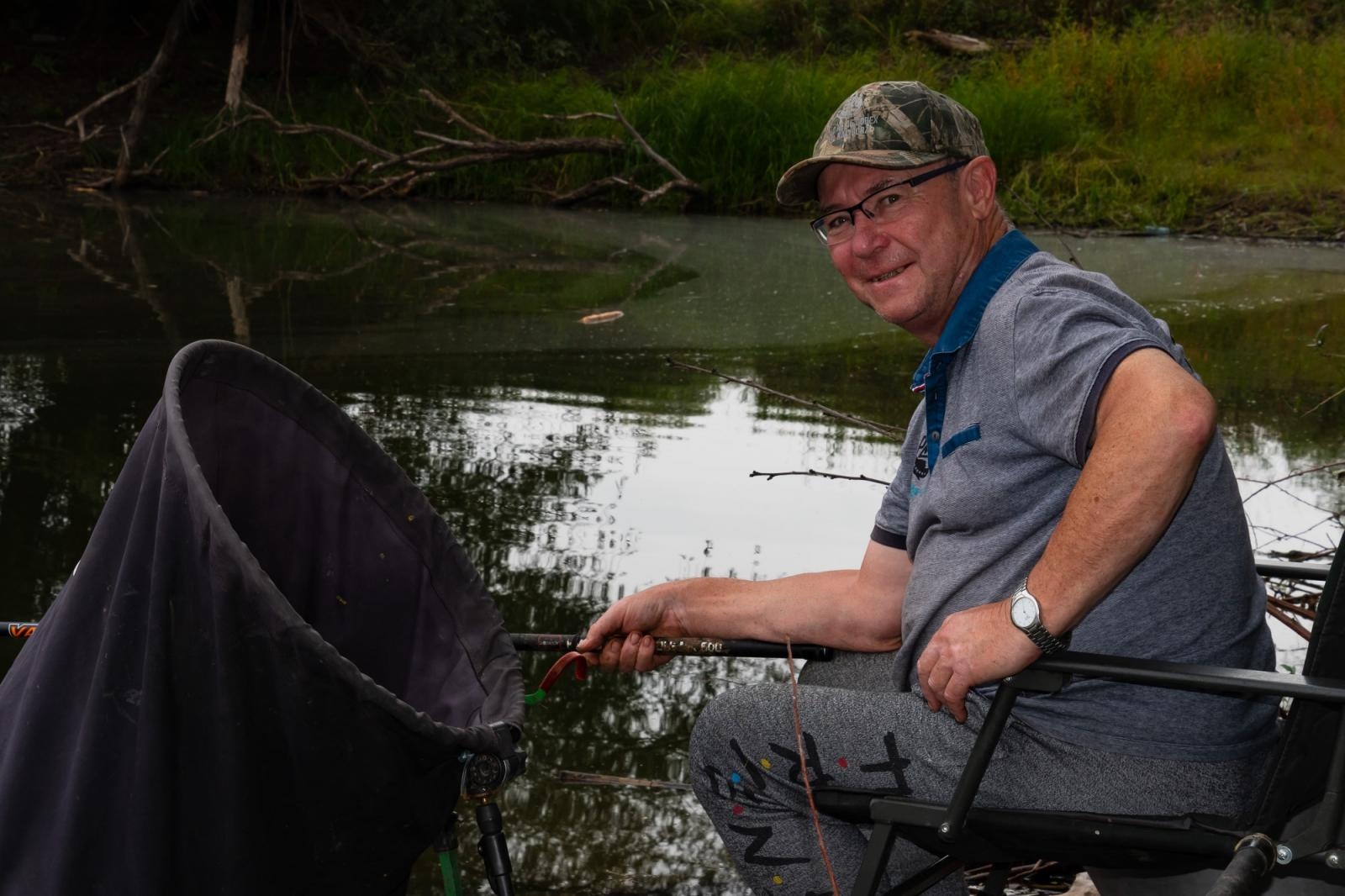 Zdjęcie w galerii na portalu naszraciborz.pl: Taaka ryba! Zawody wędkarskie koła COBEX SGL Racibórz na Dużej Wodzie w Łęgu wiadomości z regionu