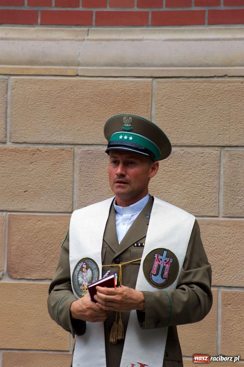 Zdjęcie w galerii na portalu naszraciborz.pl: Przed sądem w Raciborzu posadzono lipę marszałka Piłsudskiego [FOTO i WIDEO] wiadomości z regionu