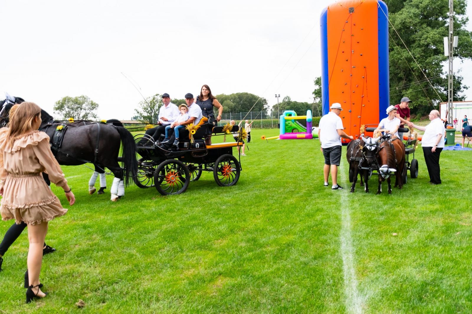 Zdjęcie w galerii na portalu naszraciborz.pl: Dożynki w Cyprzanowie. Kameralnie, religijnie i rodzinnie wiadomości z regionu