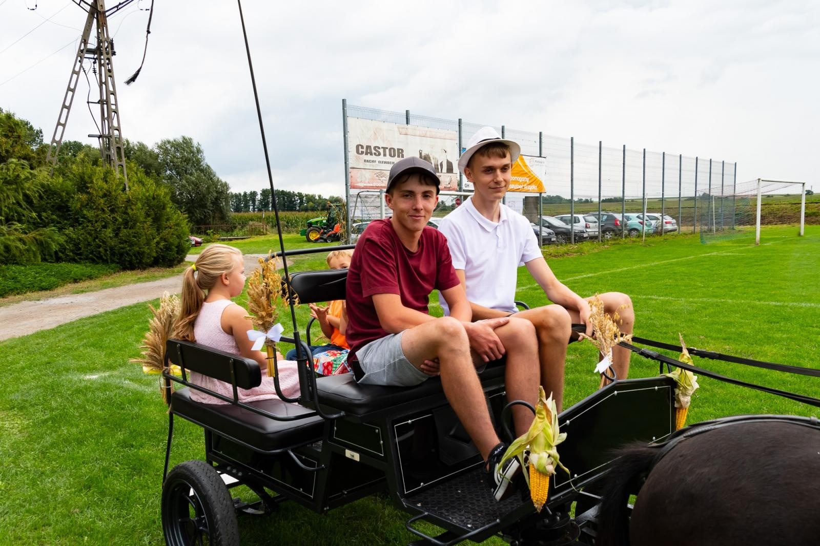 Zdjęcie w galerii na portalu naszraciborz.pl: Dożynki w Cyprzanowie. Kameralnie, religijnie i rodzinnie wiadomości z regionu